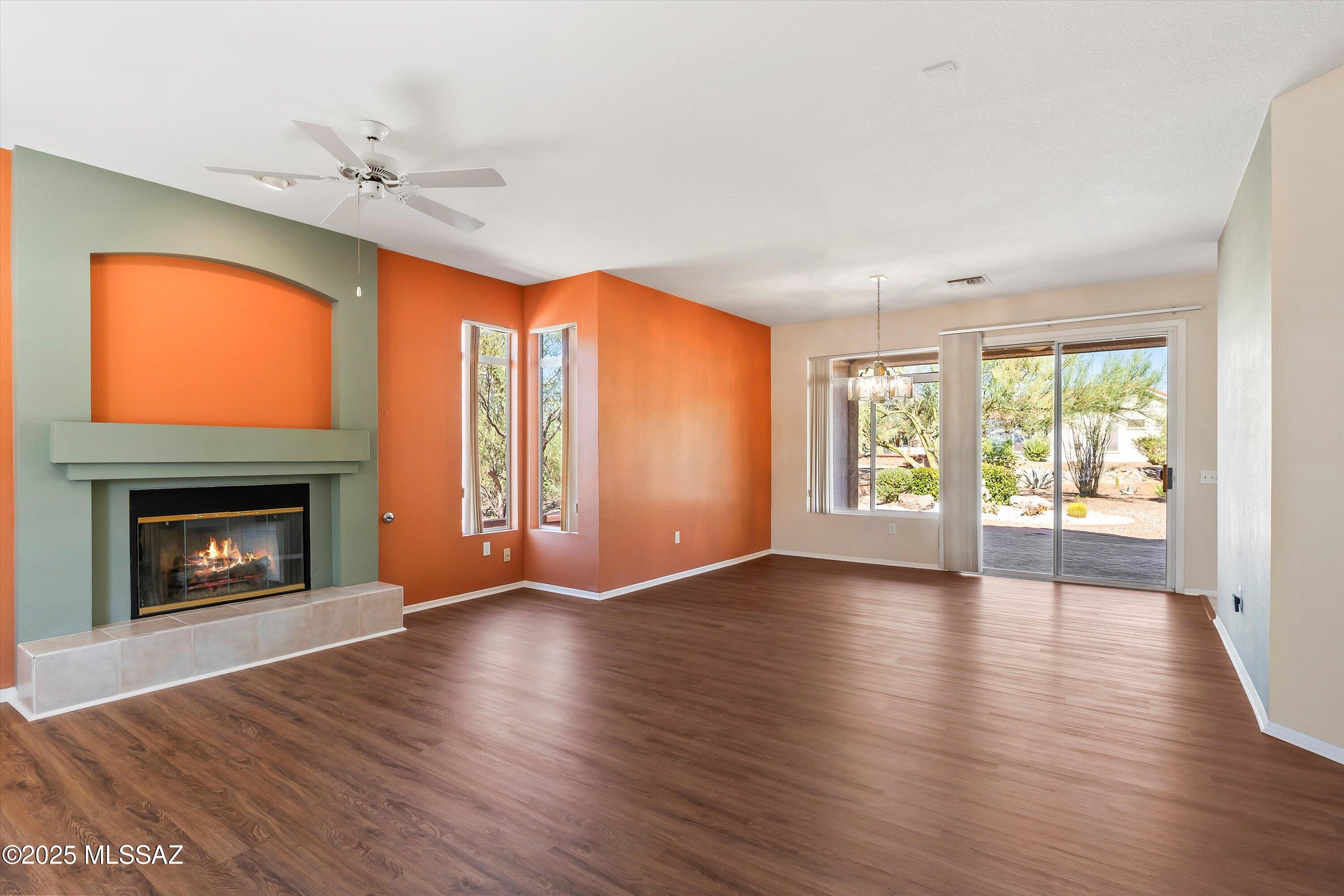 2315 E Chrysanthemum Street