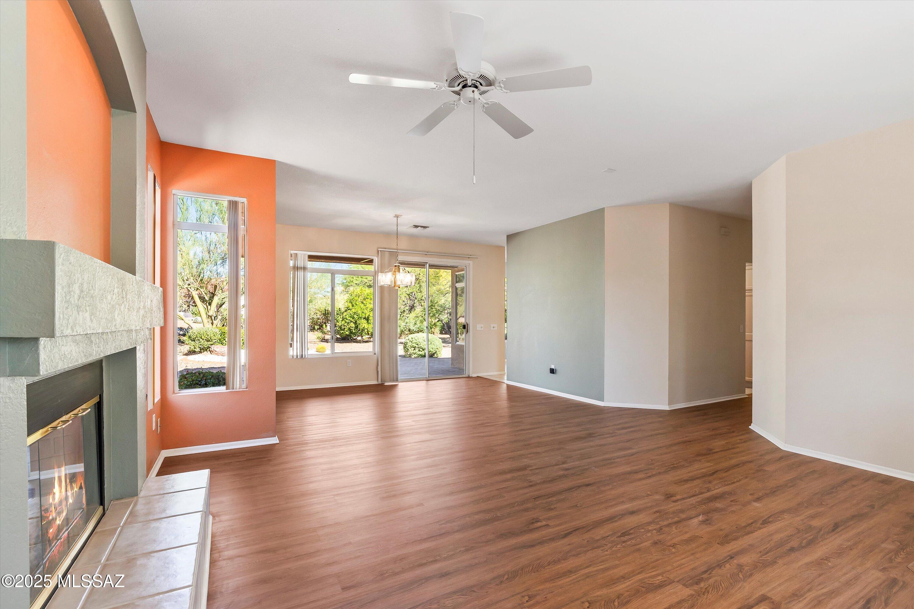 2315 E Chrysanthemum Street