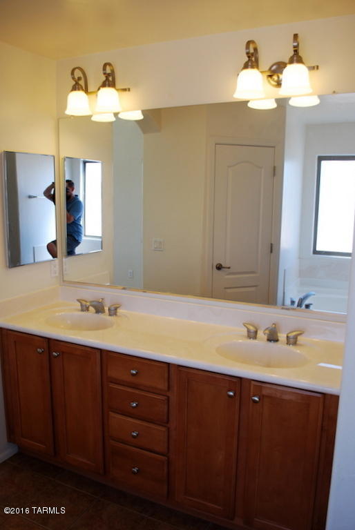 Vista Montana Estates - Residential Lease