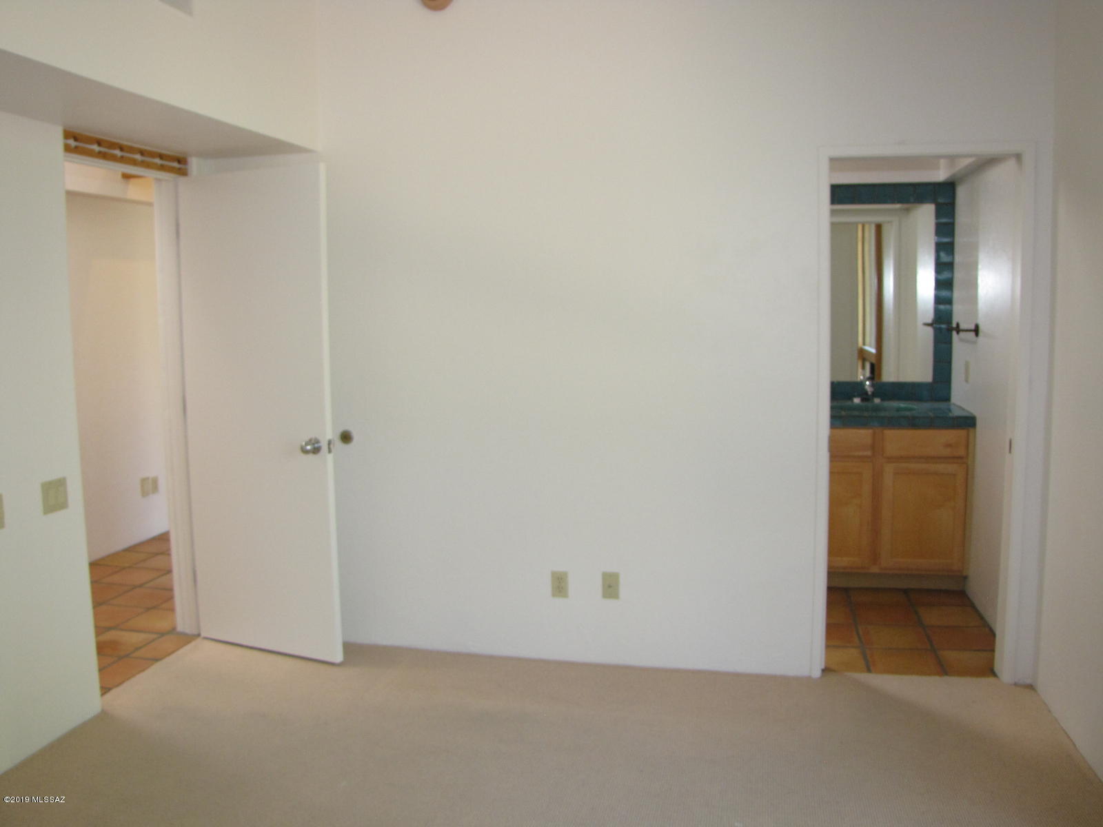 Village On Hacienda Del Sol - Residential Lease