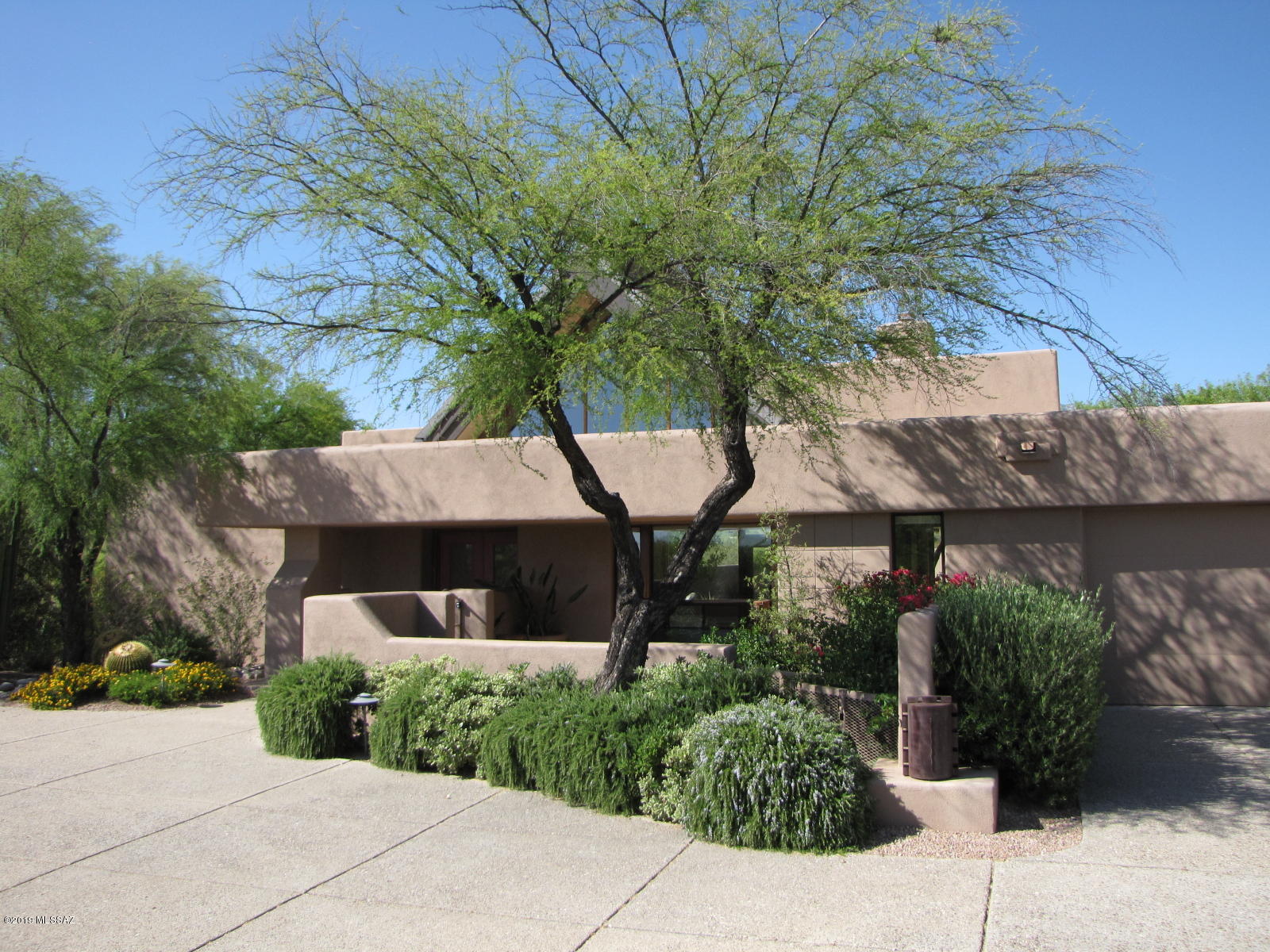 Village On Hacienda Del Sol - Residential Lease