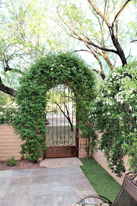 A home in Tubac