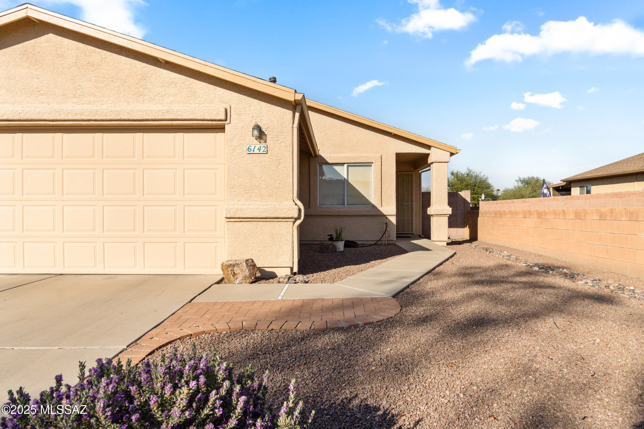6142 N April Drive