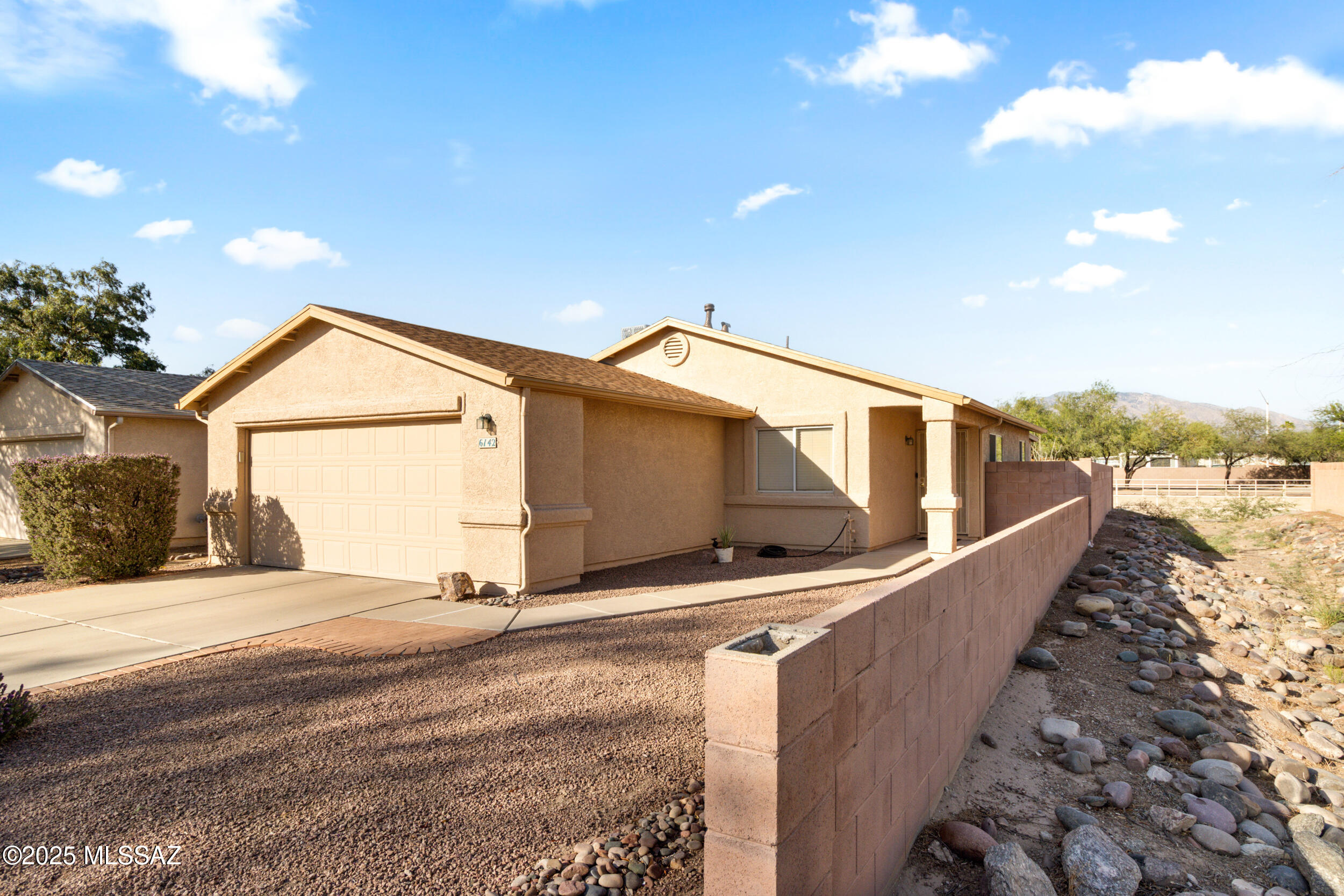 6142 N April Drive