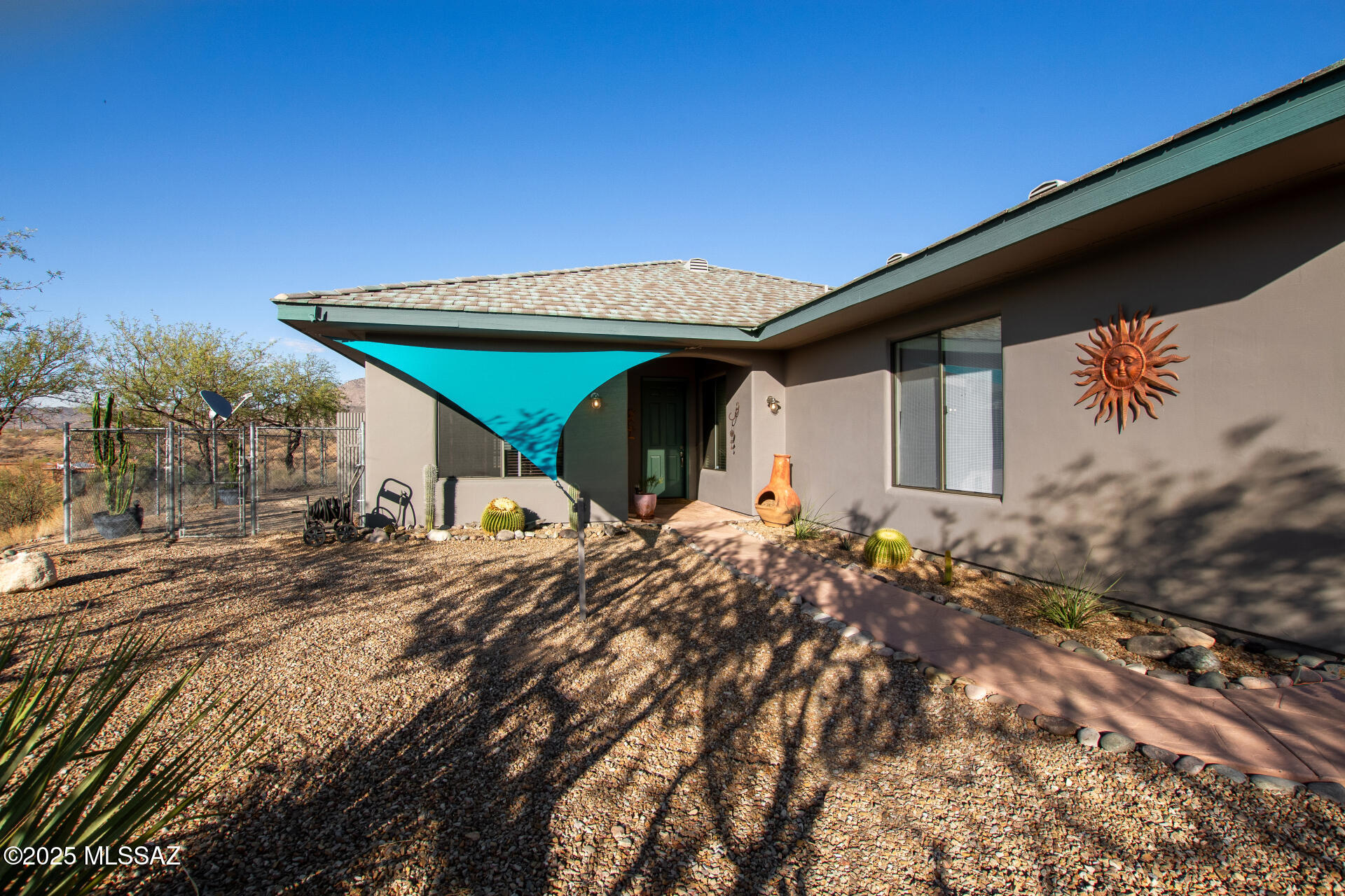 4811 E Wagon Train Road