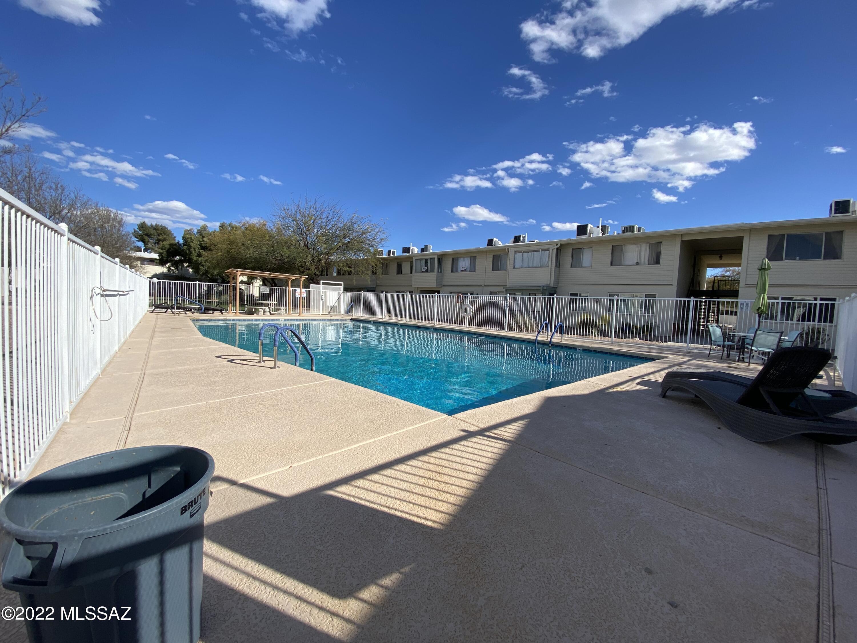 Sherwood Village Terrace (171-230) - Residential