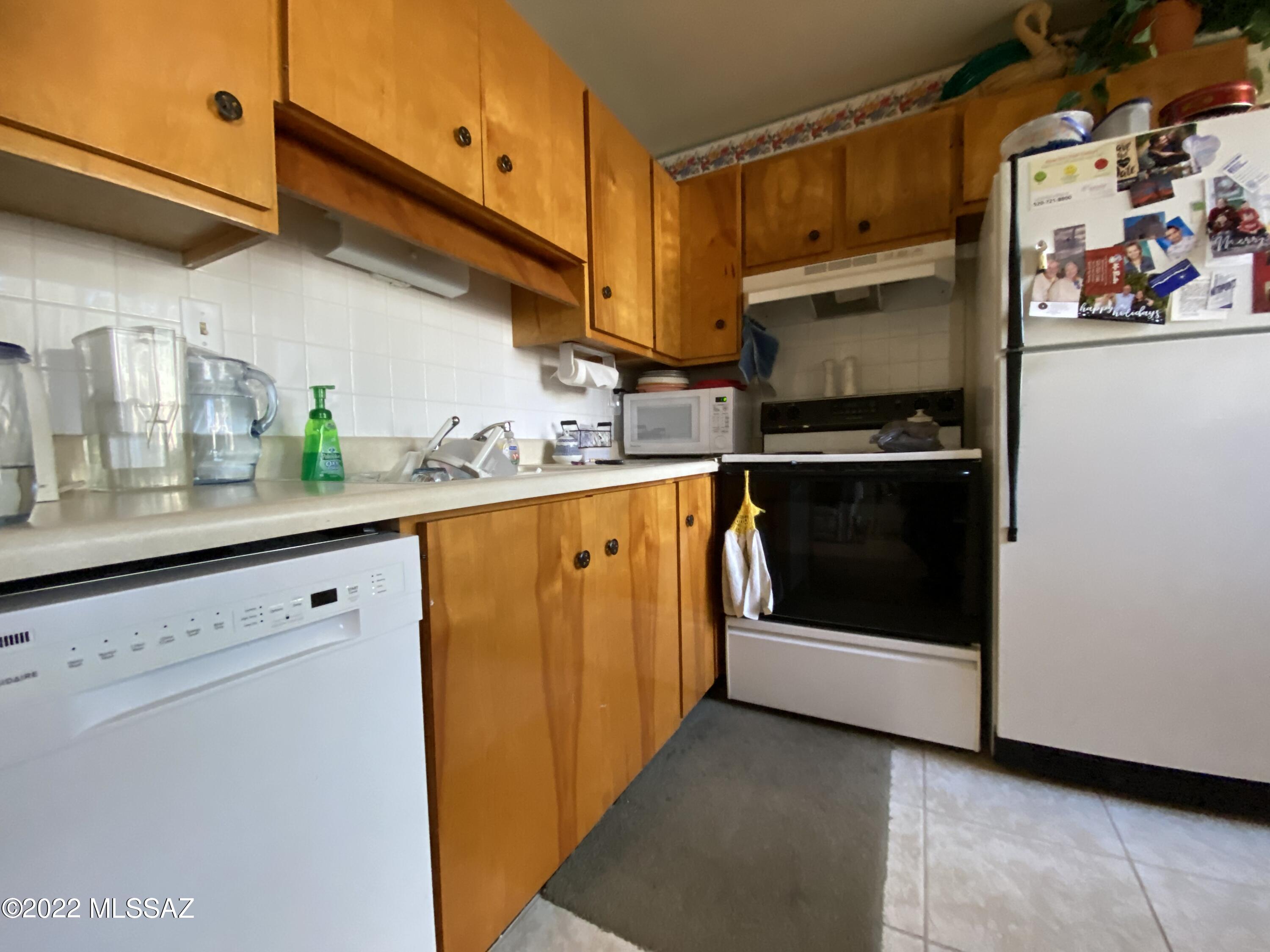 Sherwood Village Terrace (171-230) - Residential