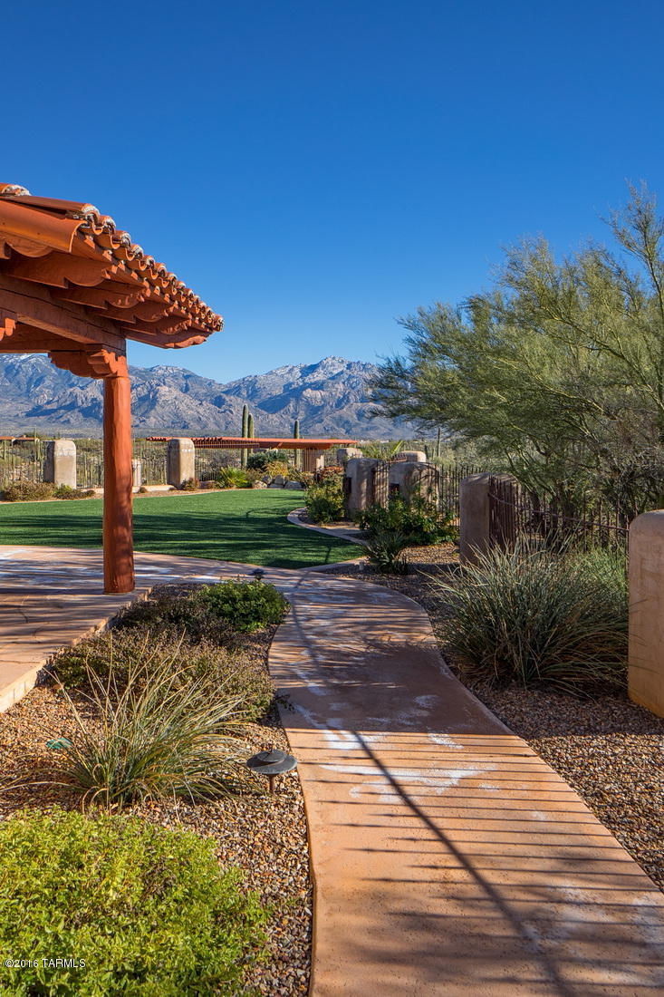 Honey Bee Canyon Estates - Residential