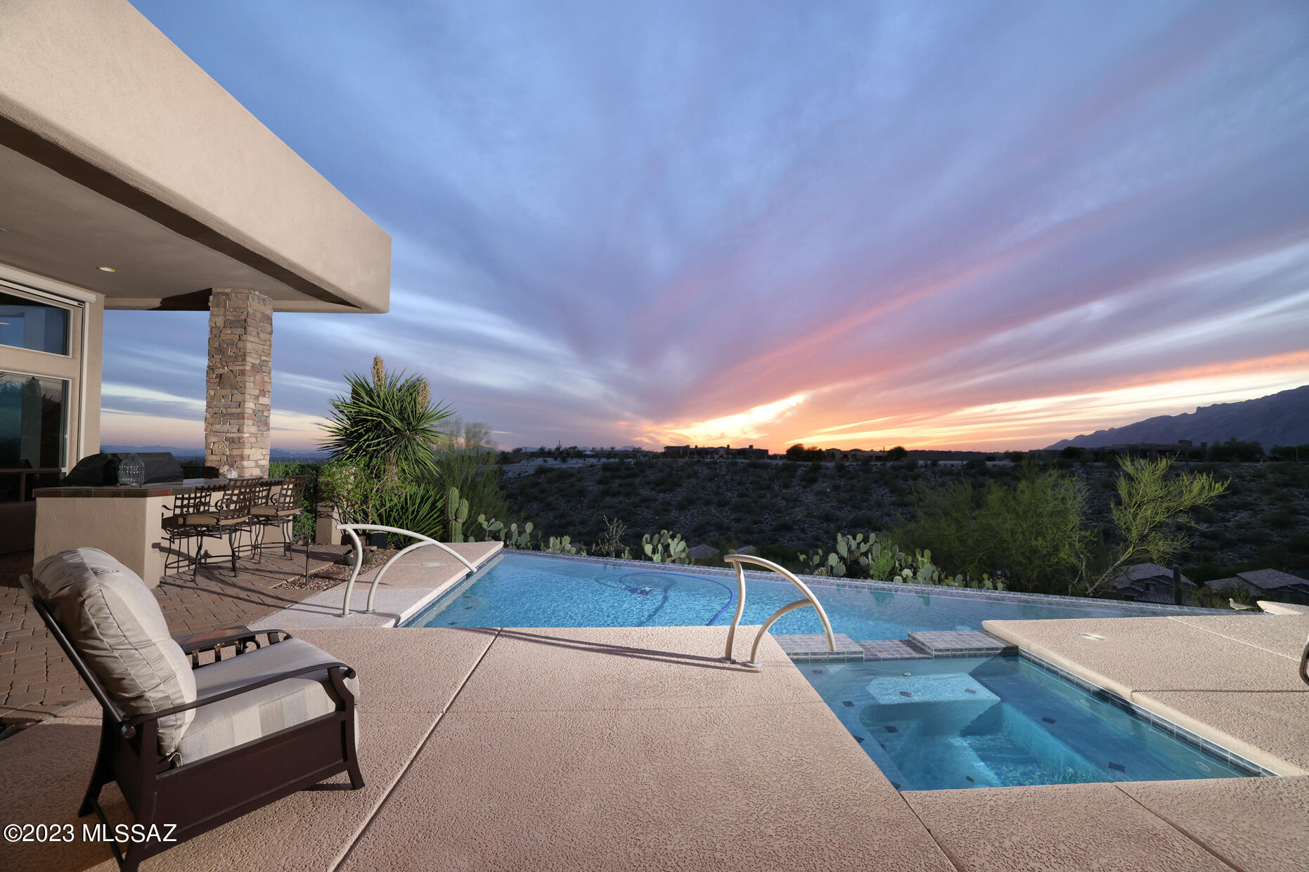Sabino Mountain (1-290) - Residential