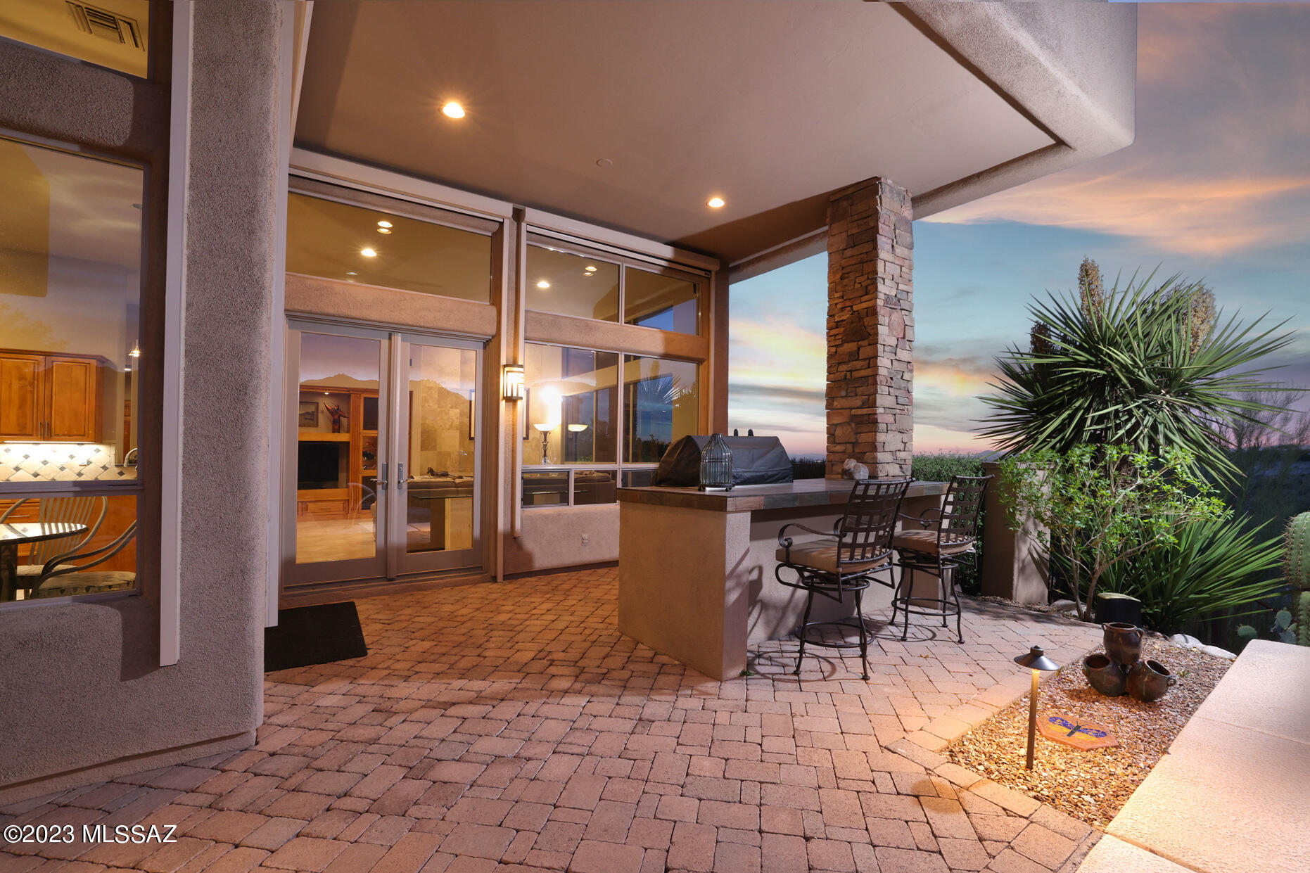 Sabino Mountain (1-290) - Residential