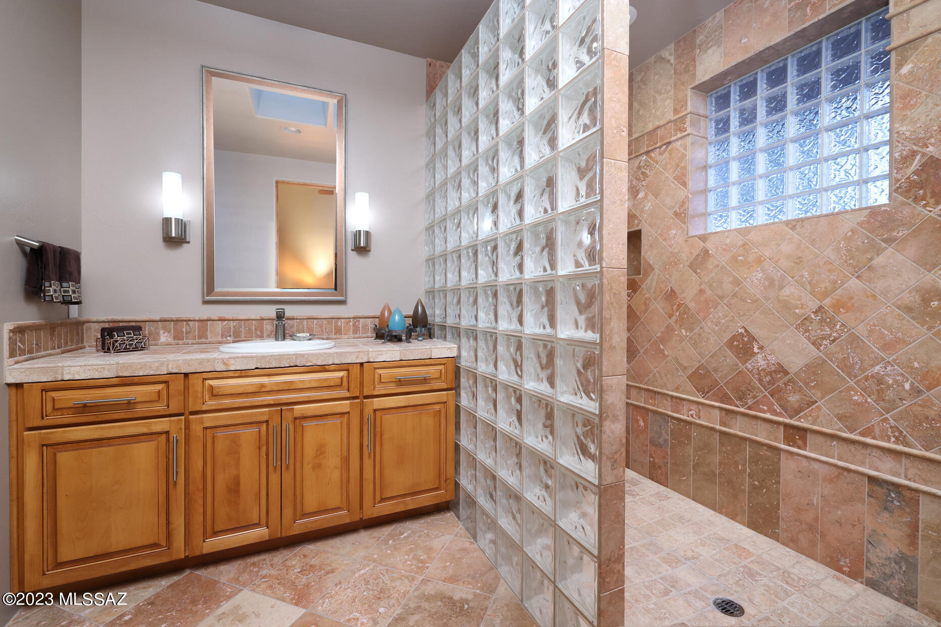 Sabino Mountain (1-290) - Residential