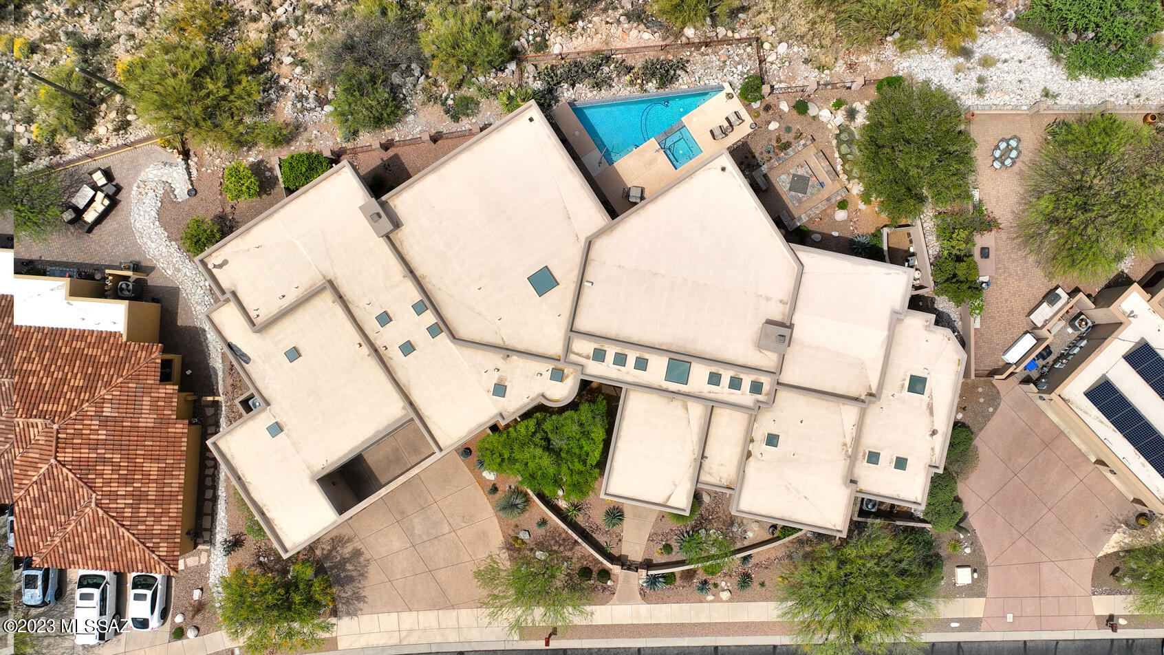 Sabino Mountain (1-290) - Residential