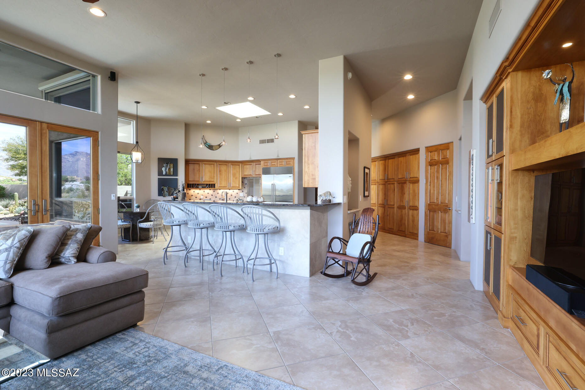 Sabino Mountain (1-290) - Residential