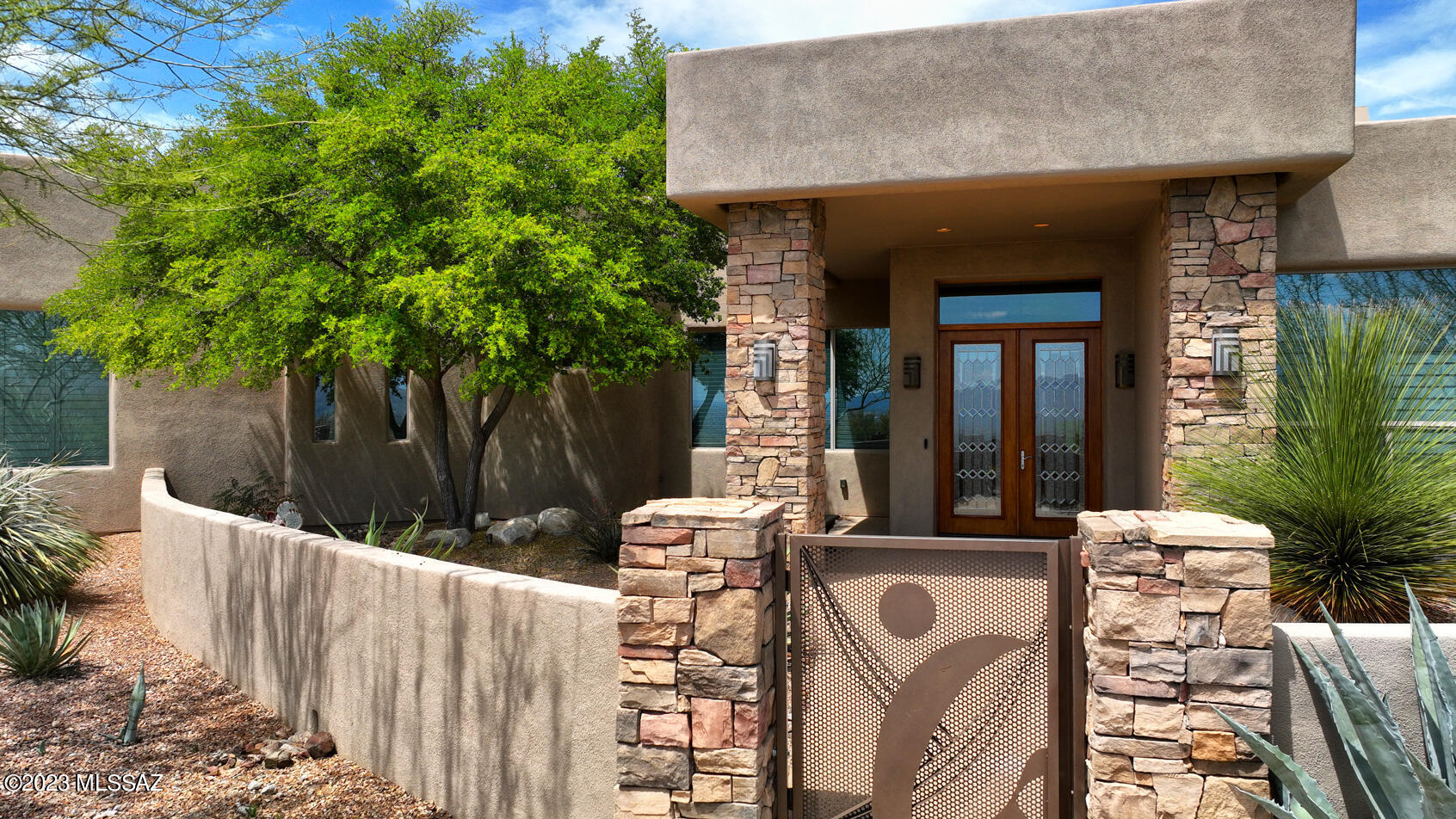 Sabino Mountain (1-290) - Residential