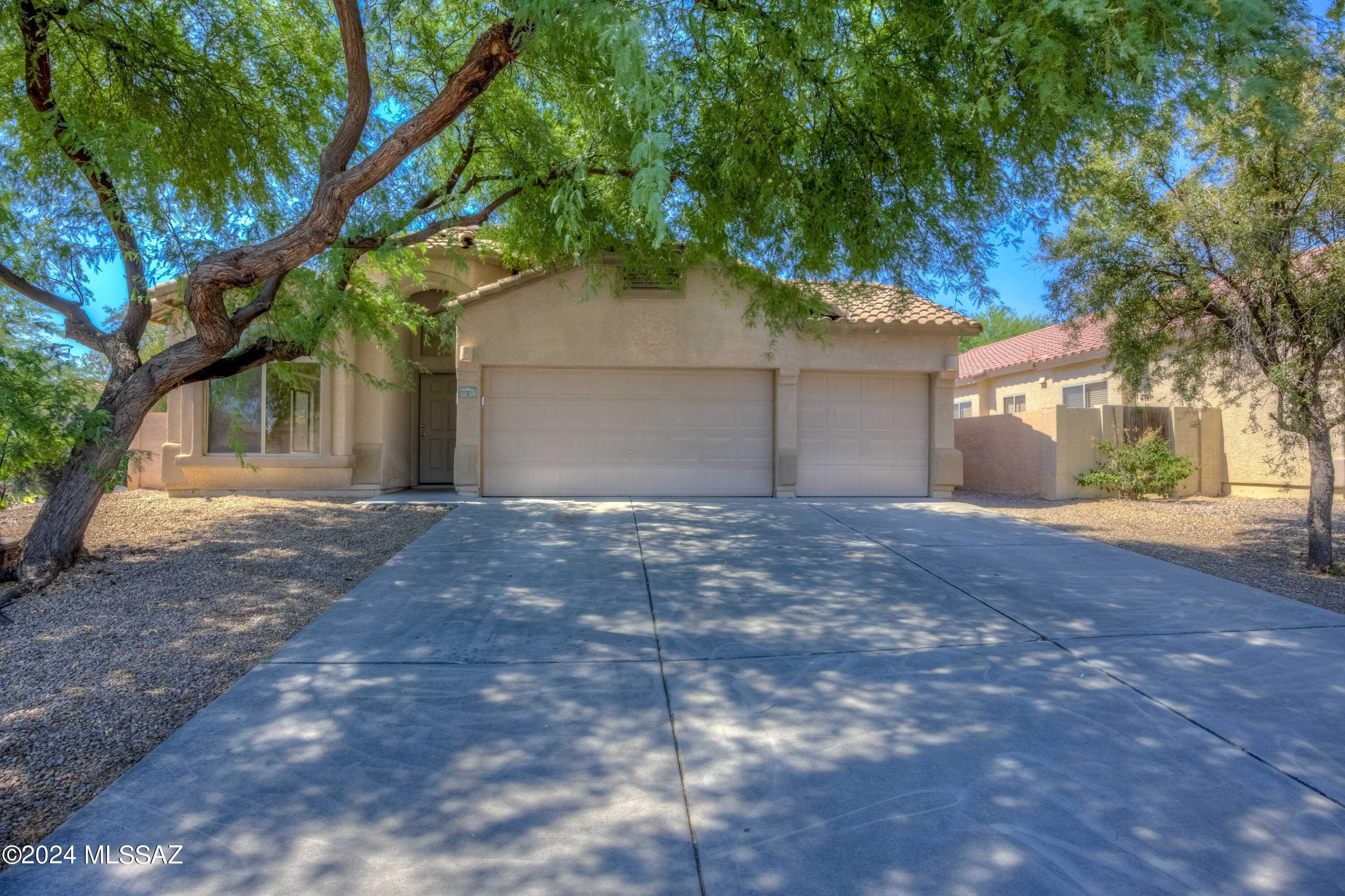 Silverbell Place (1-153) - Residential