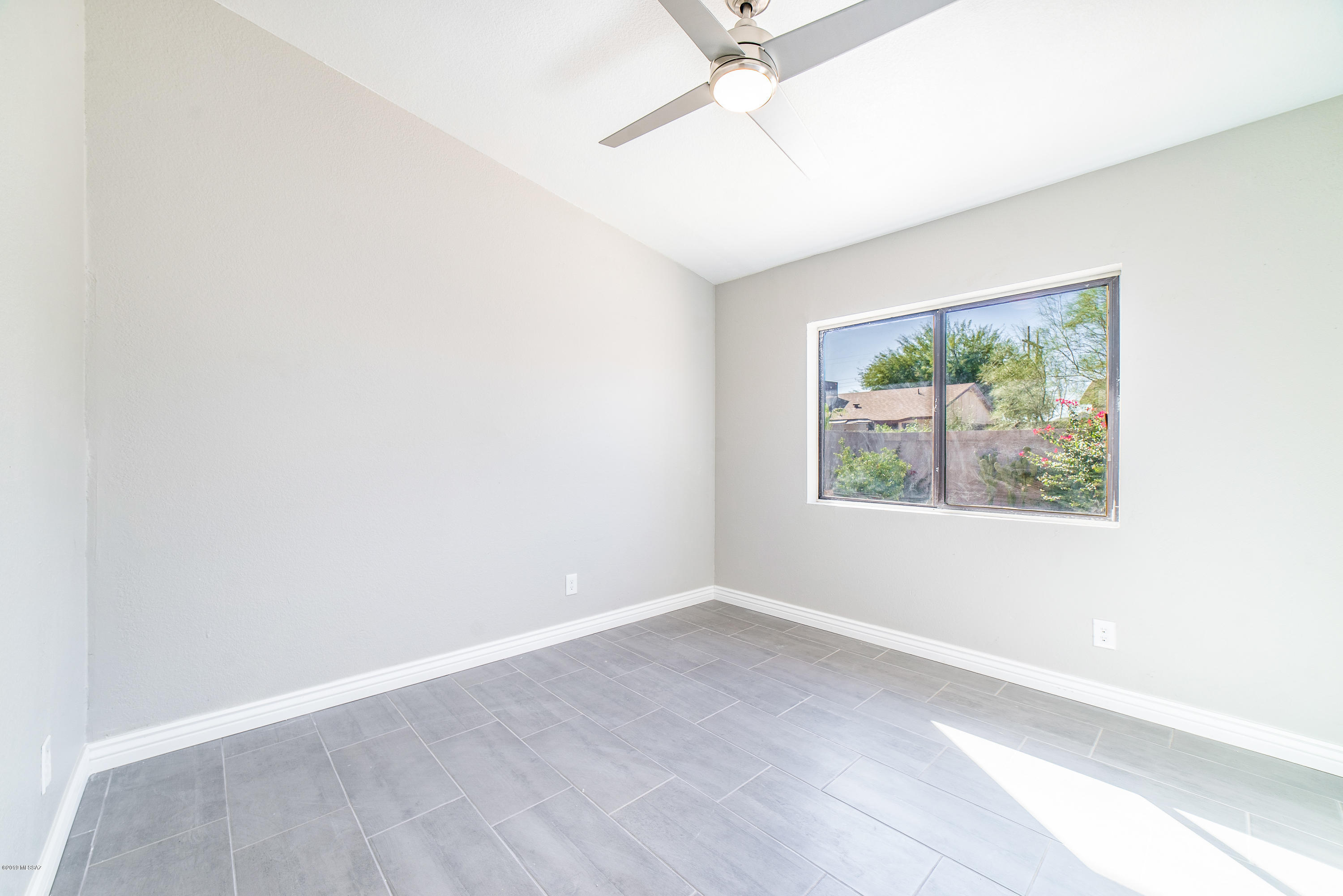 Paseo Vista (1-234) - Residential