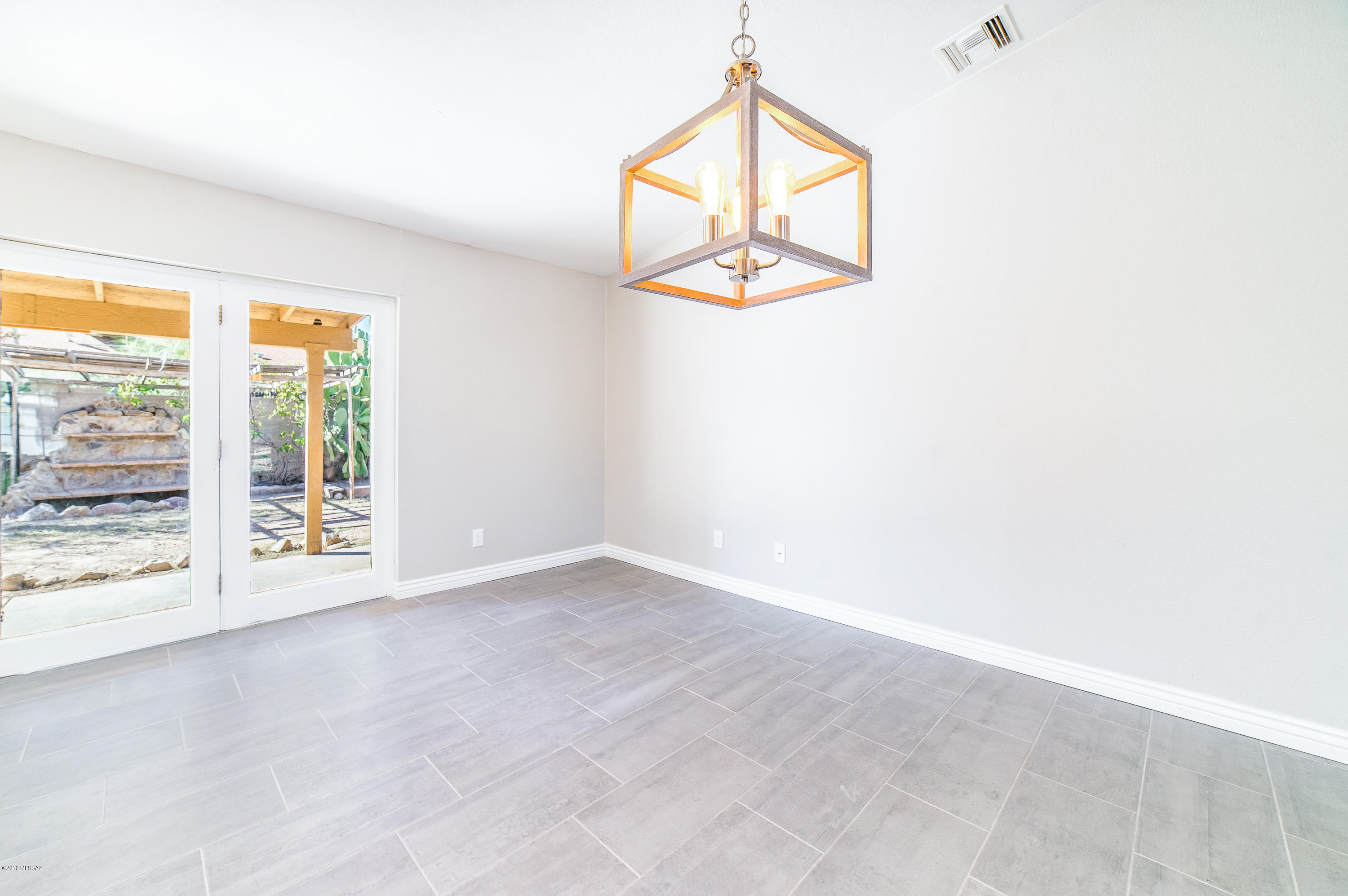 Paseo Vista (1-234) - Residential