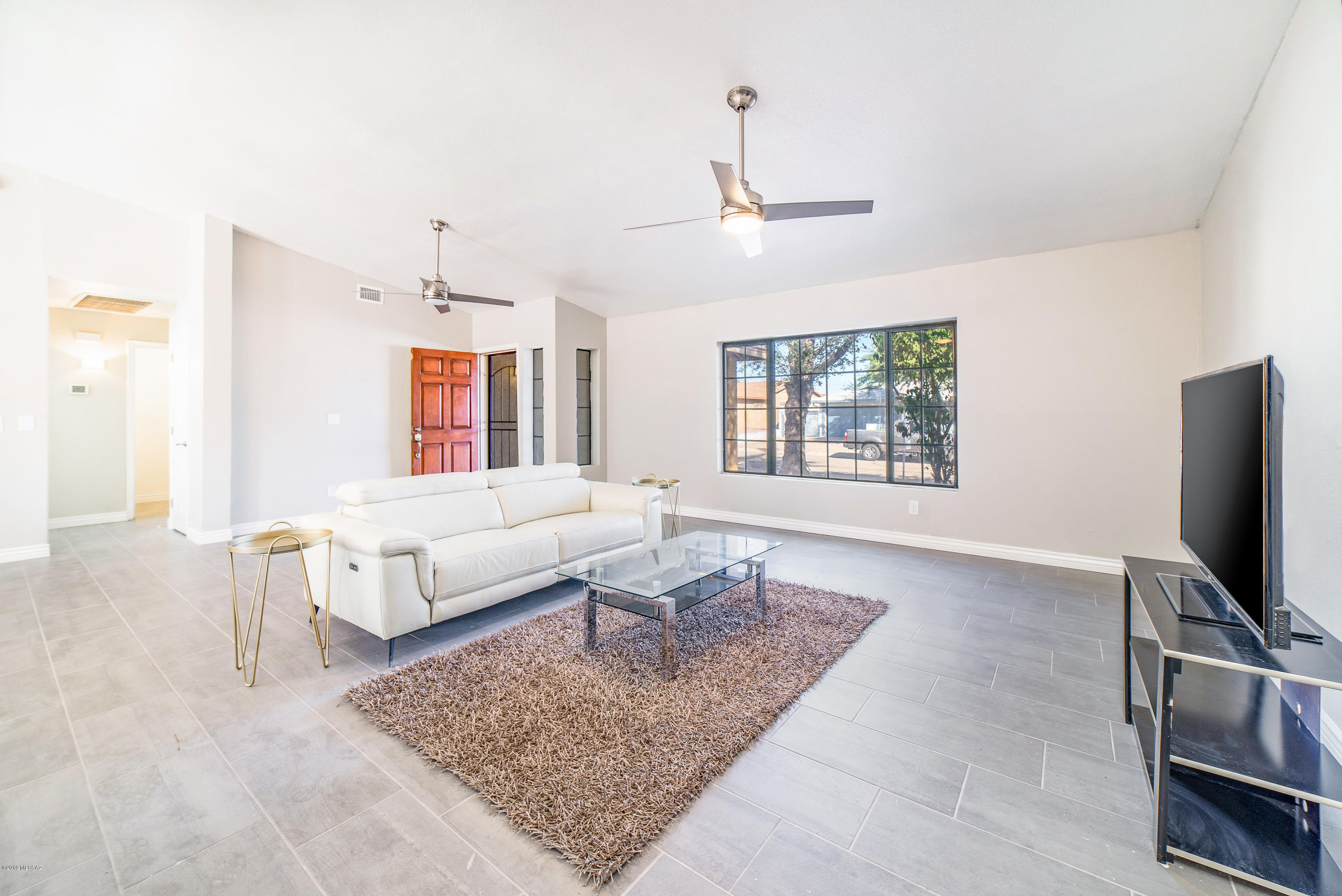 Paseo Vista (1-234) - Residential