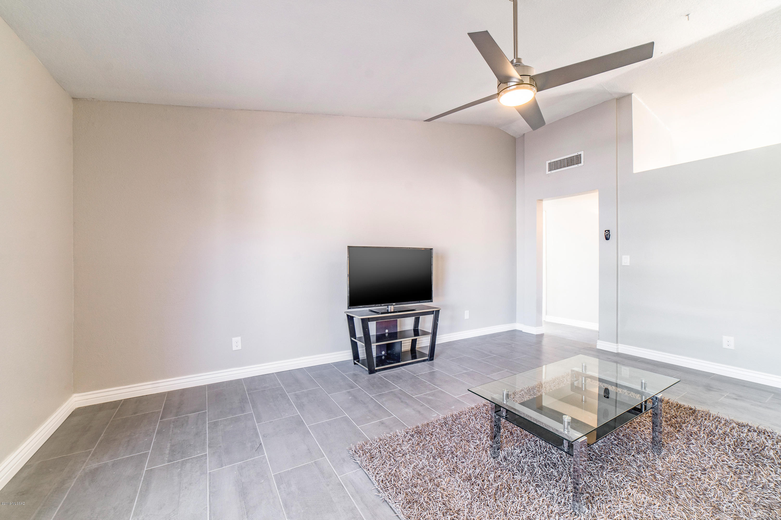 Paseo Vista (1-234) - Residential