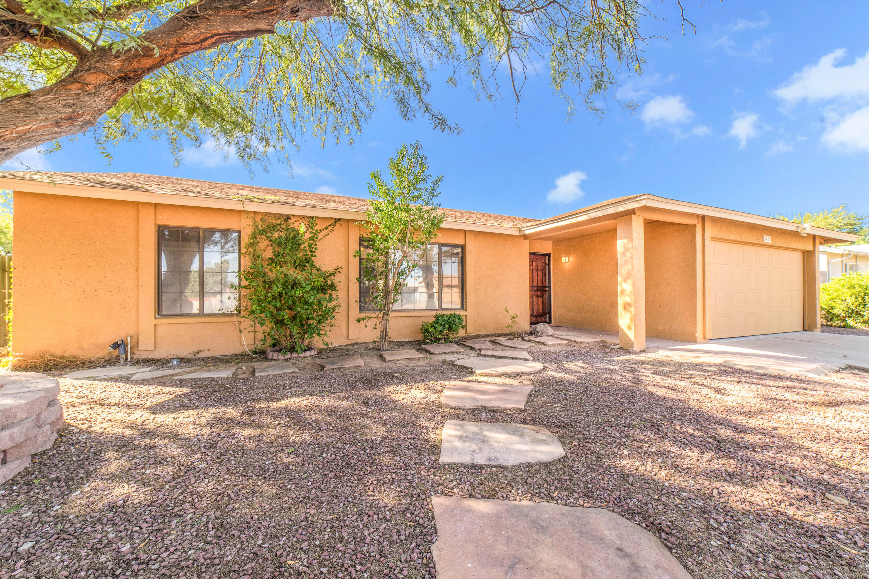 Paseo Vista (1-234) - Residential