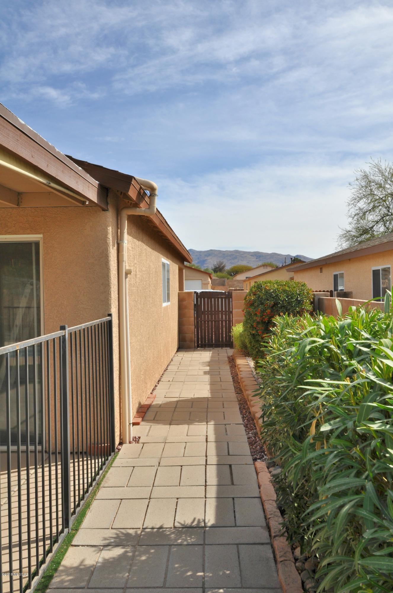 Harrison Shadows (1-42) - Residential