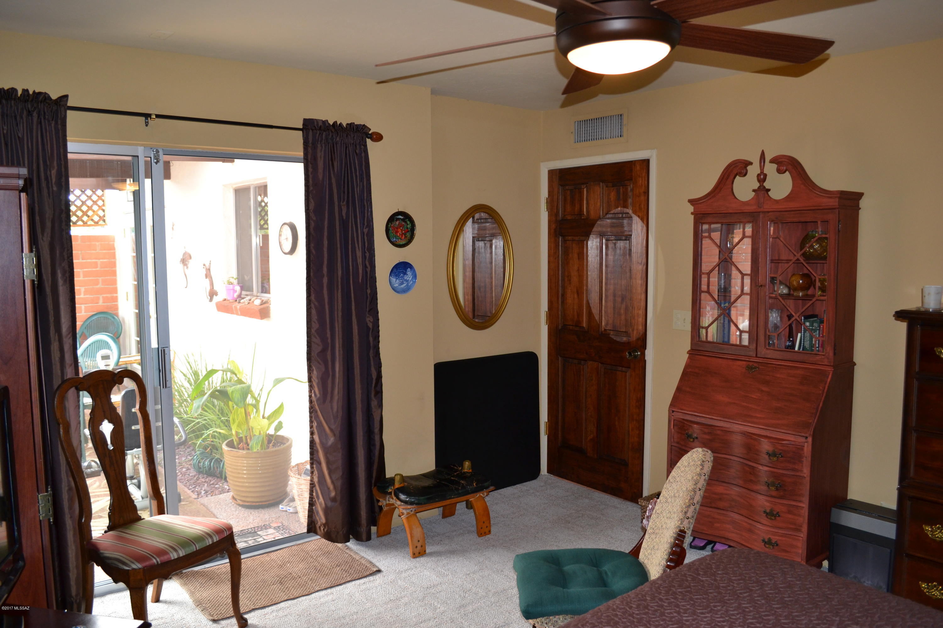 Las Solanas Blk 1 (1-49) - Residential