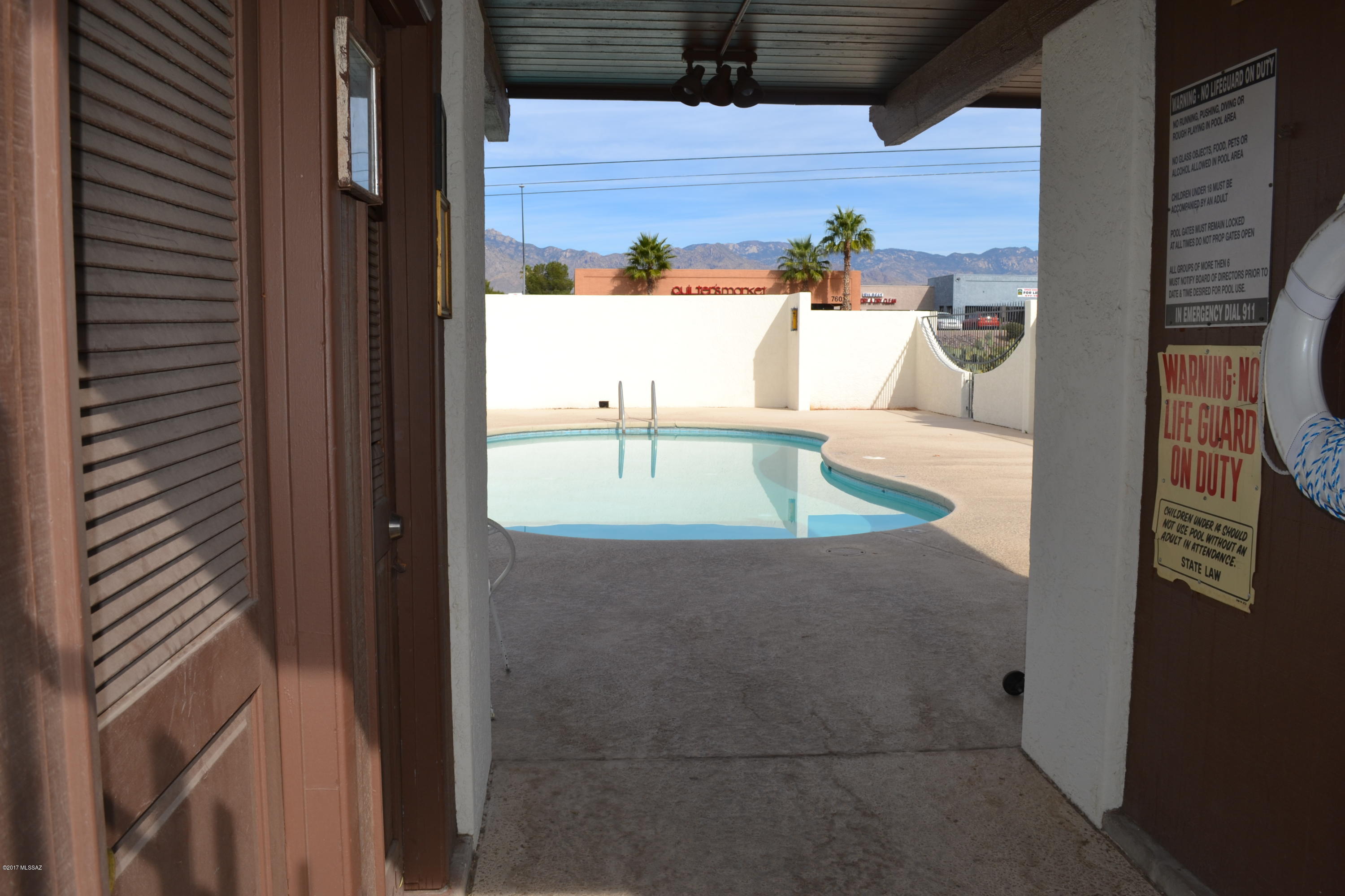 Las Solanas Blk 1 (1-49) - Residential