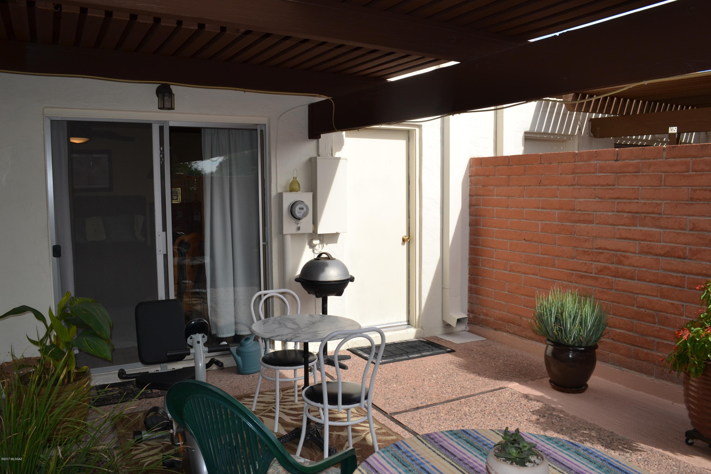 Las Solanas Blk 1 (1-49) - Residential