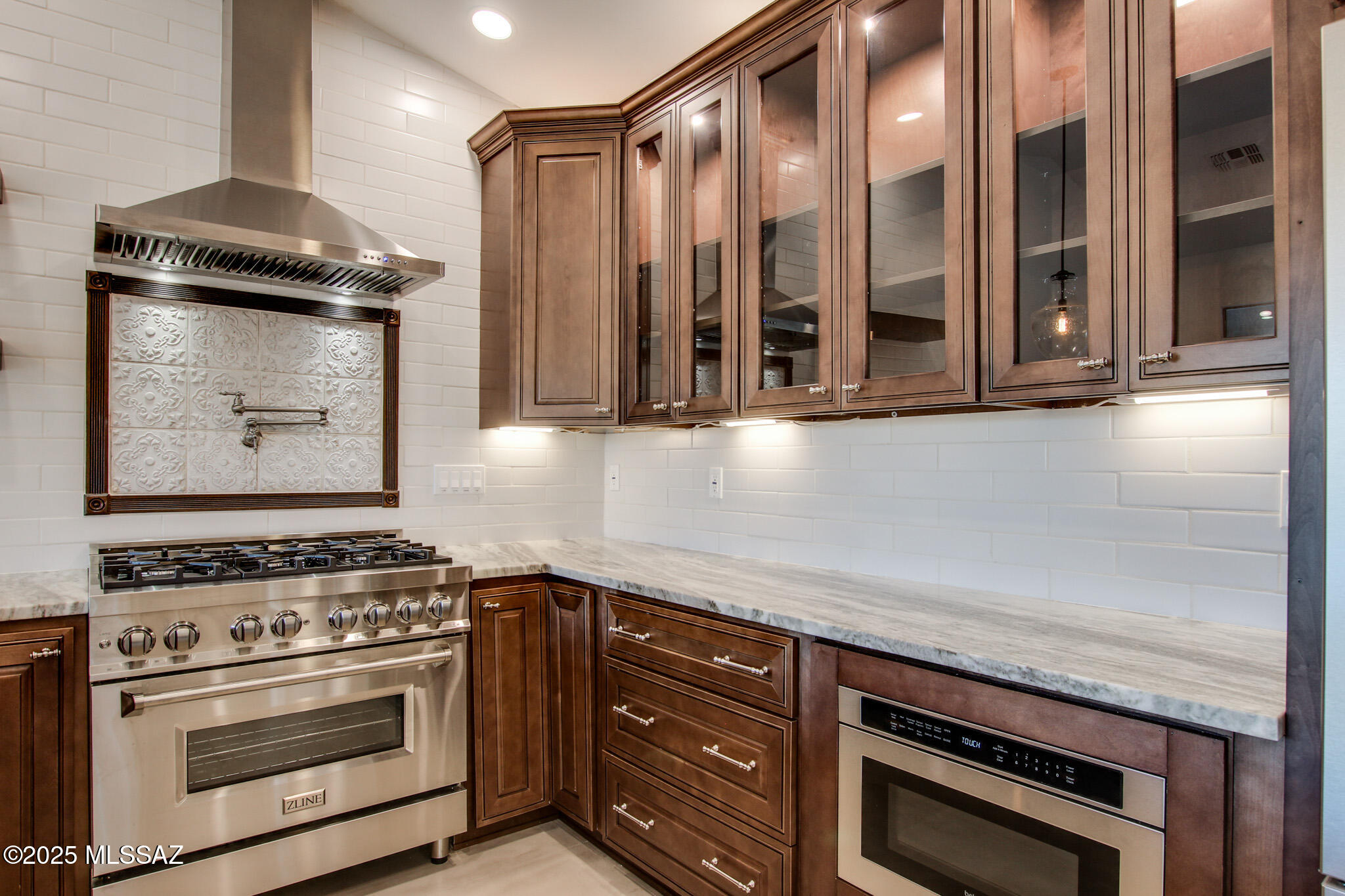 37790 S Desert Bluff Drive