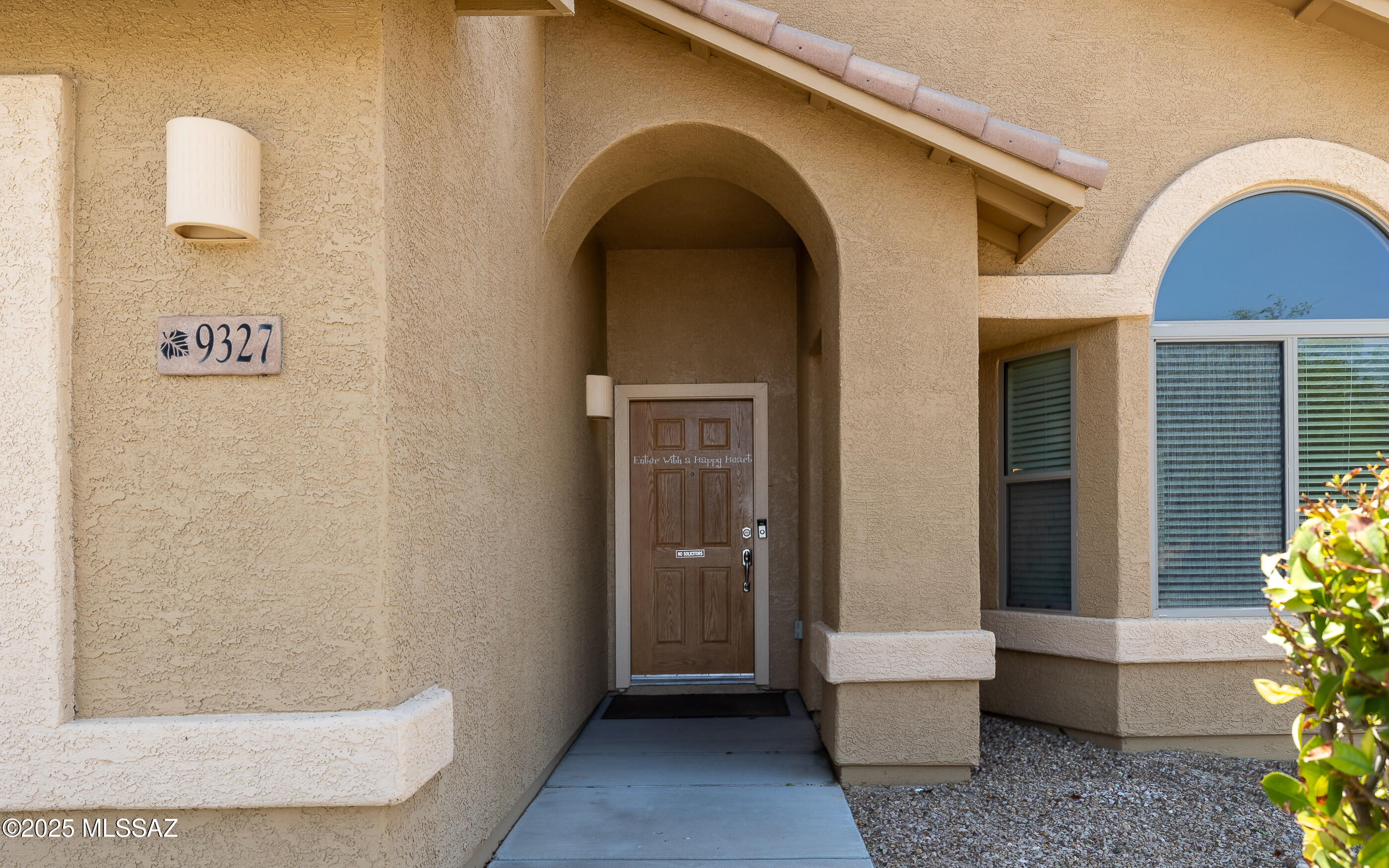 9327 S Wrens Roost Court