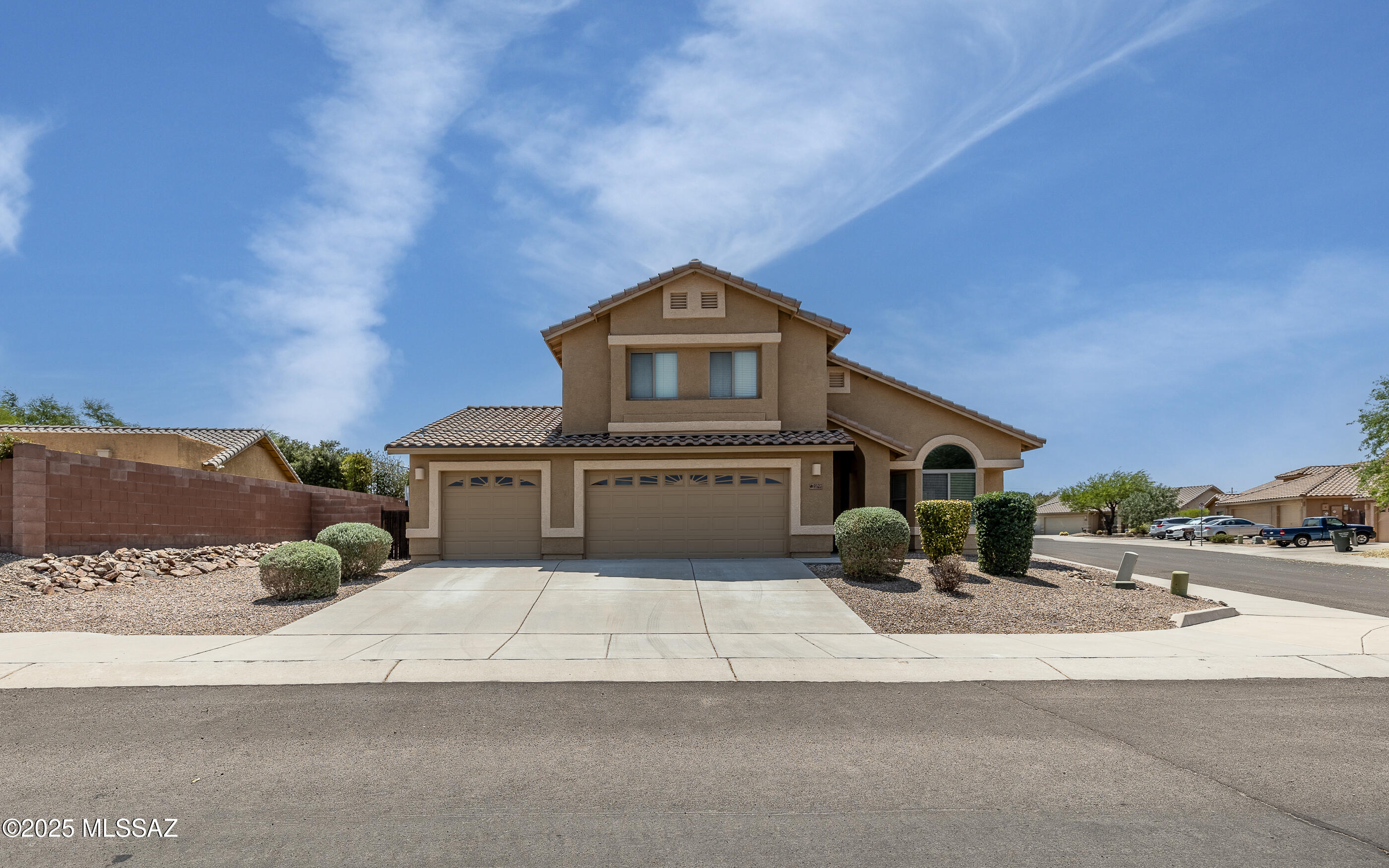 9327 S Wrens Roost Court