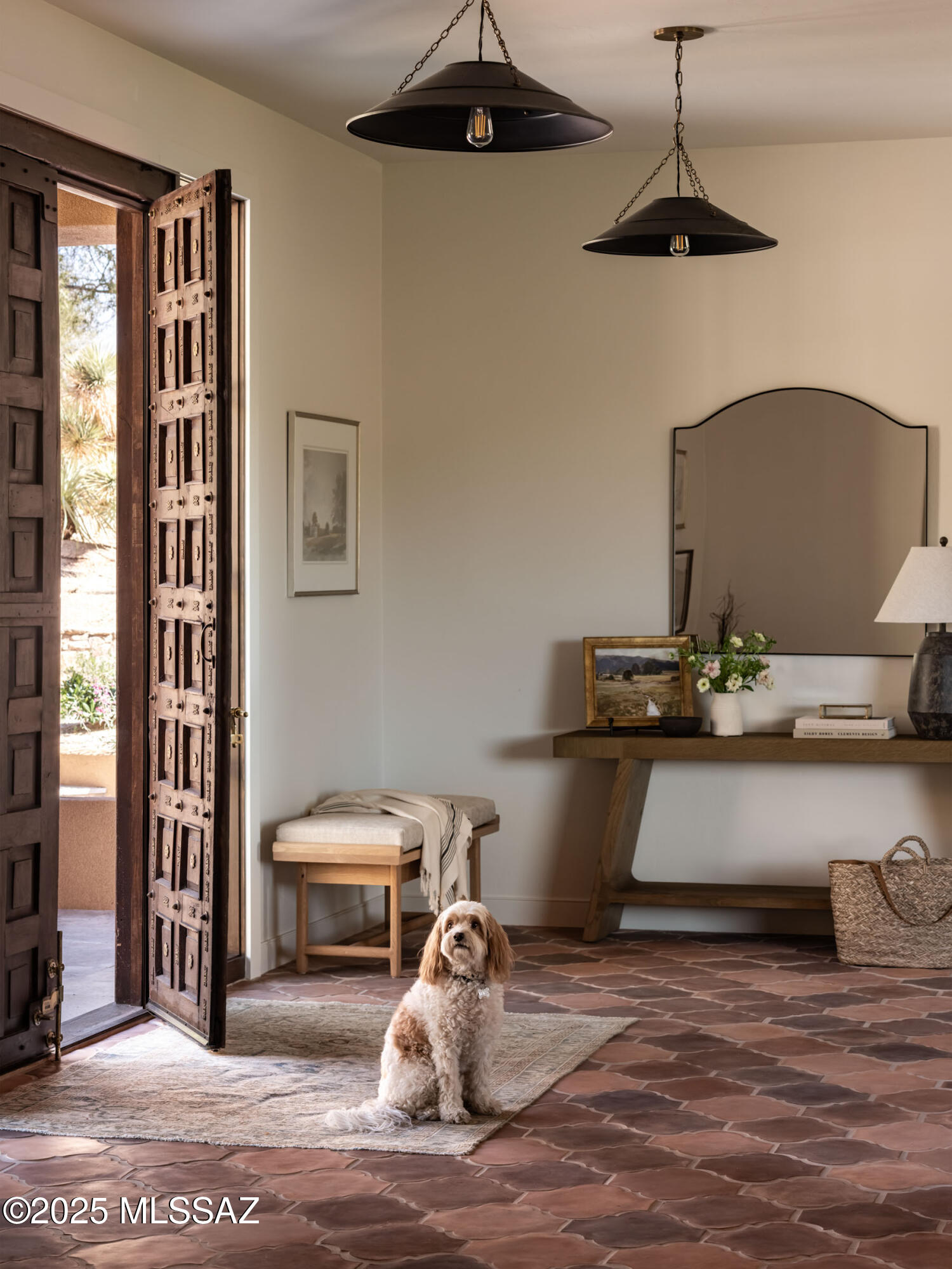 5238 E Mission Hill Drive