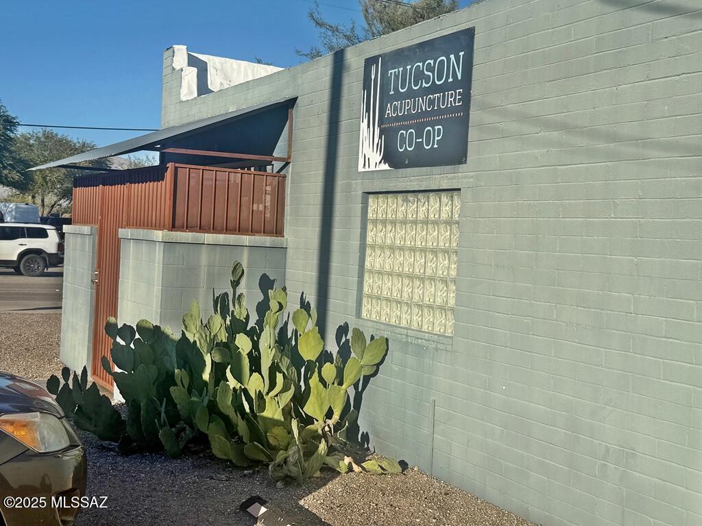 204 E Fort Lowell Road