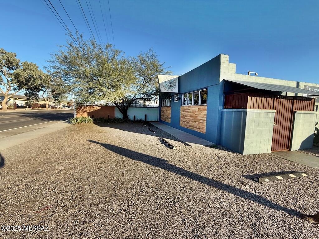 204 E Fort Lowell Road