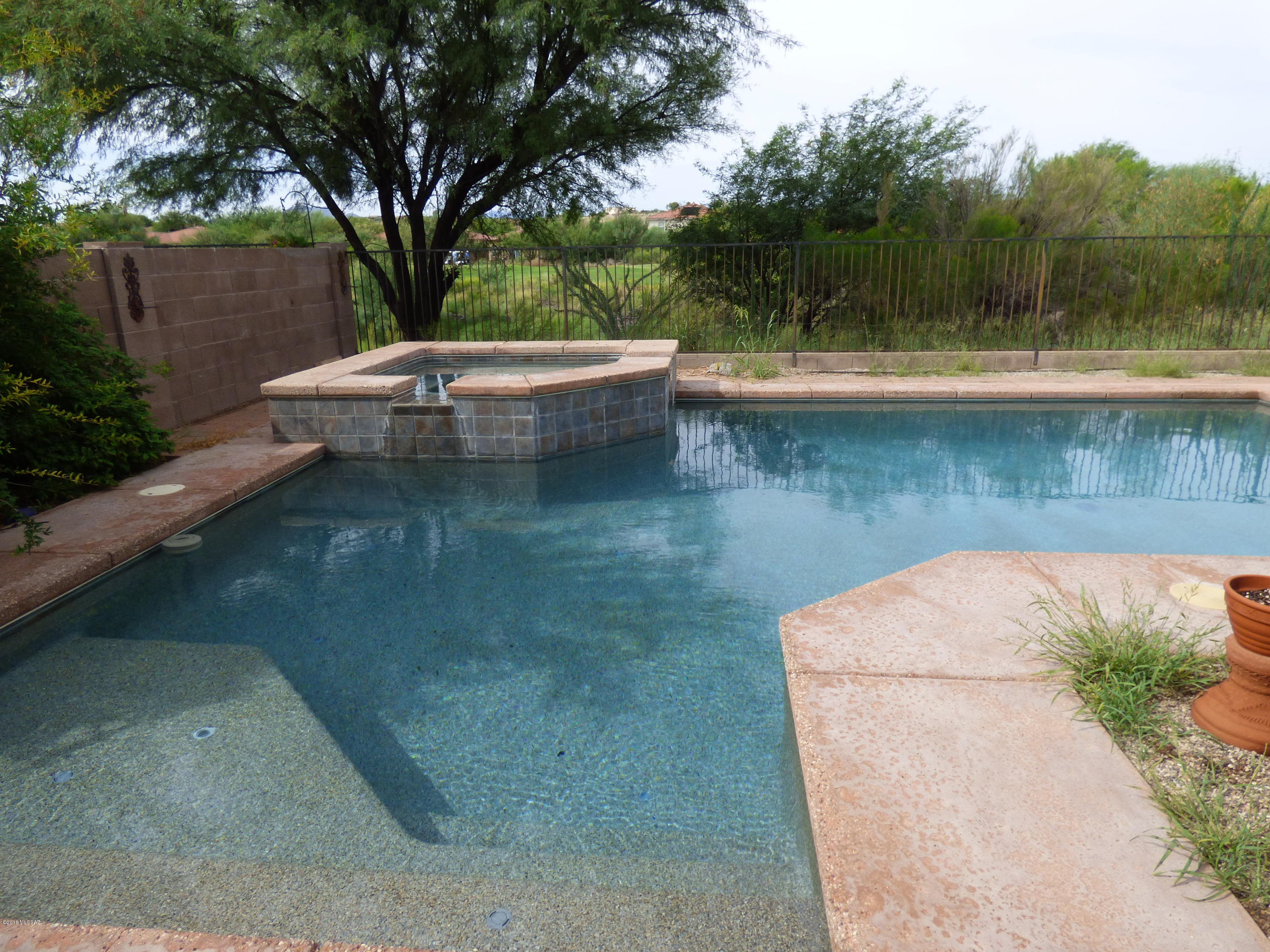 Rancho Del Lago (1-100) - Residential Lease