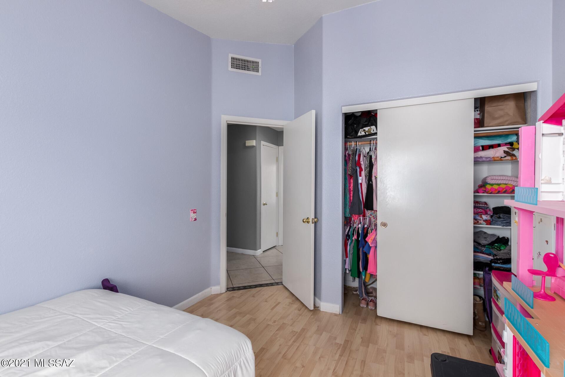 Silver Moon (1-101) - Residential