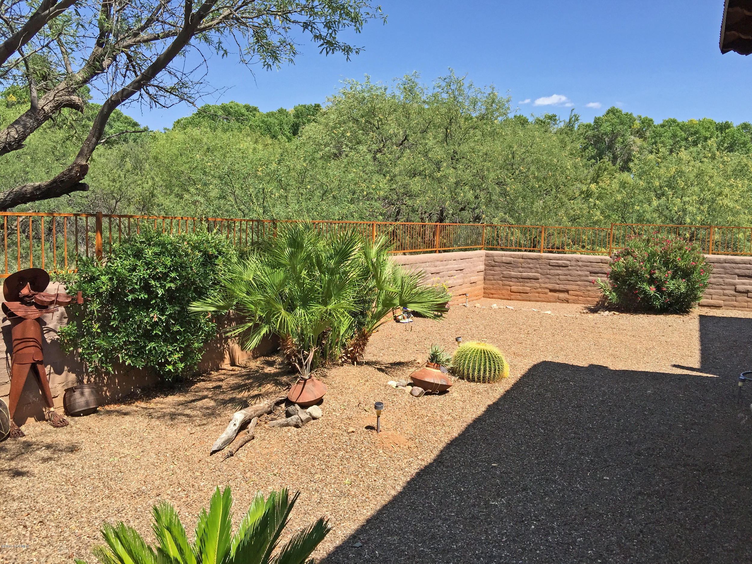 Barrio Trails Head - Residential
