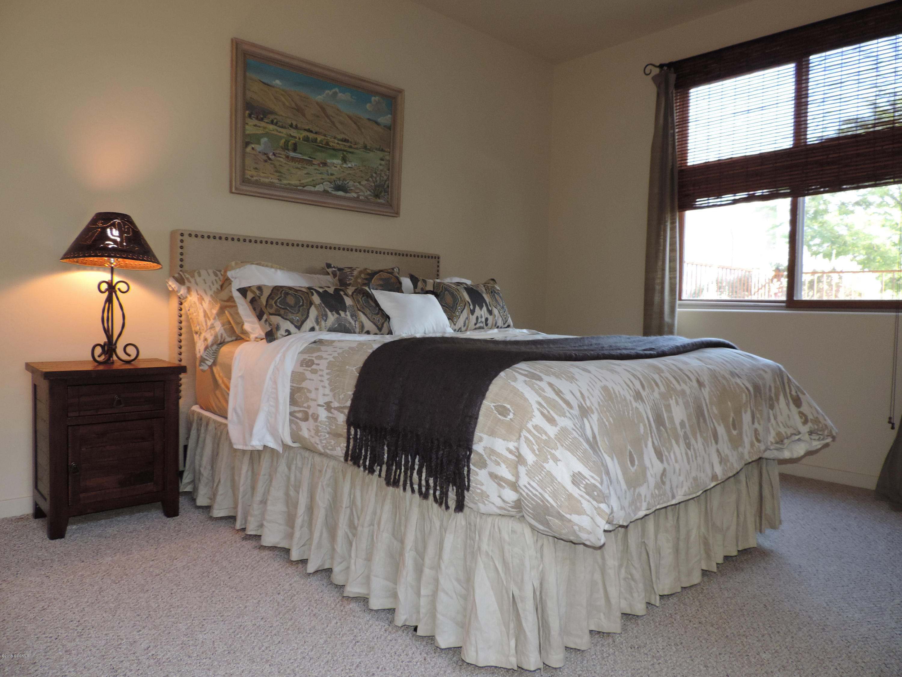 Barrio Trails Head - Residential