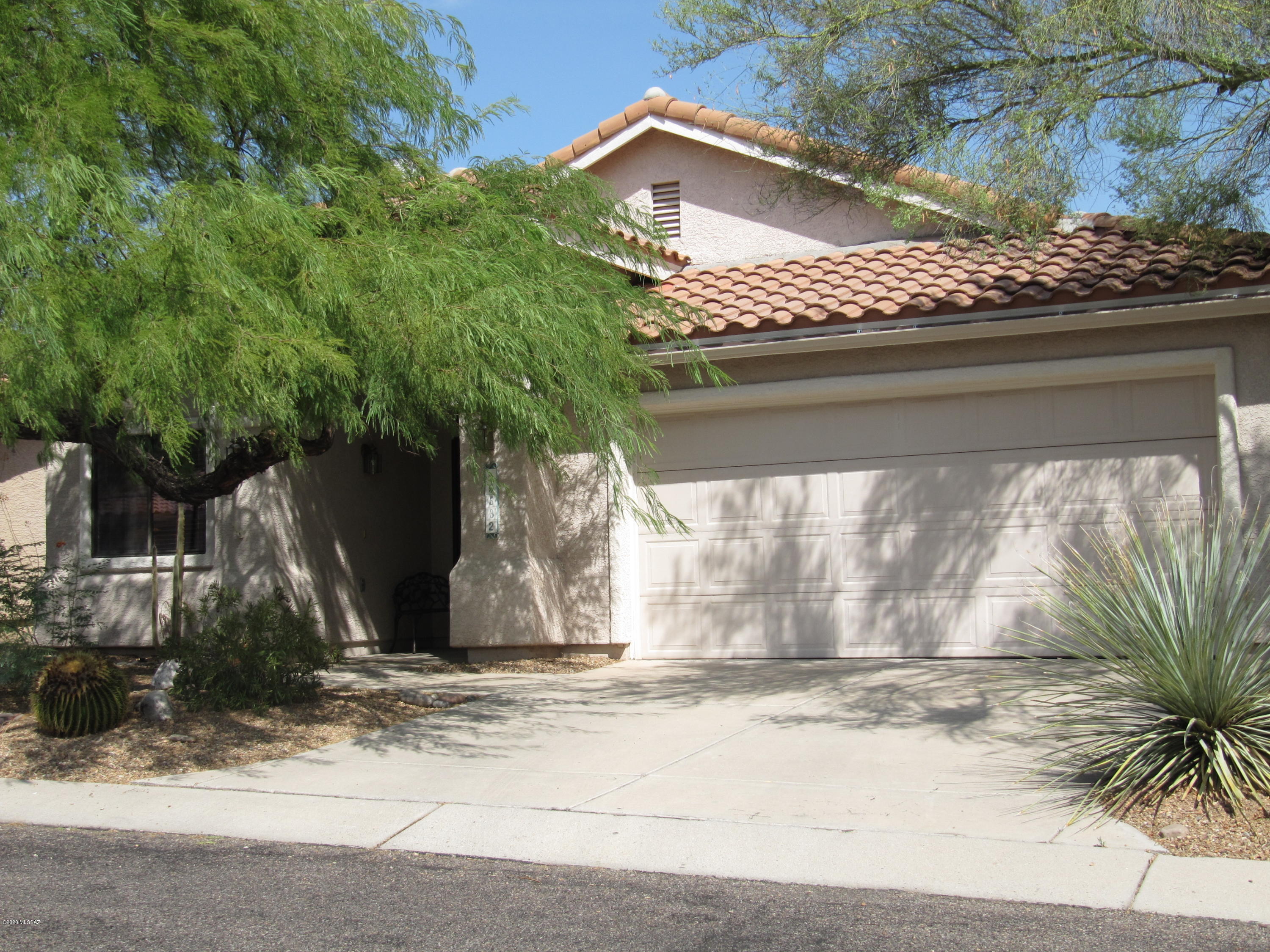 Esperero Vista (1-36) - Residential
