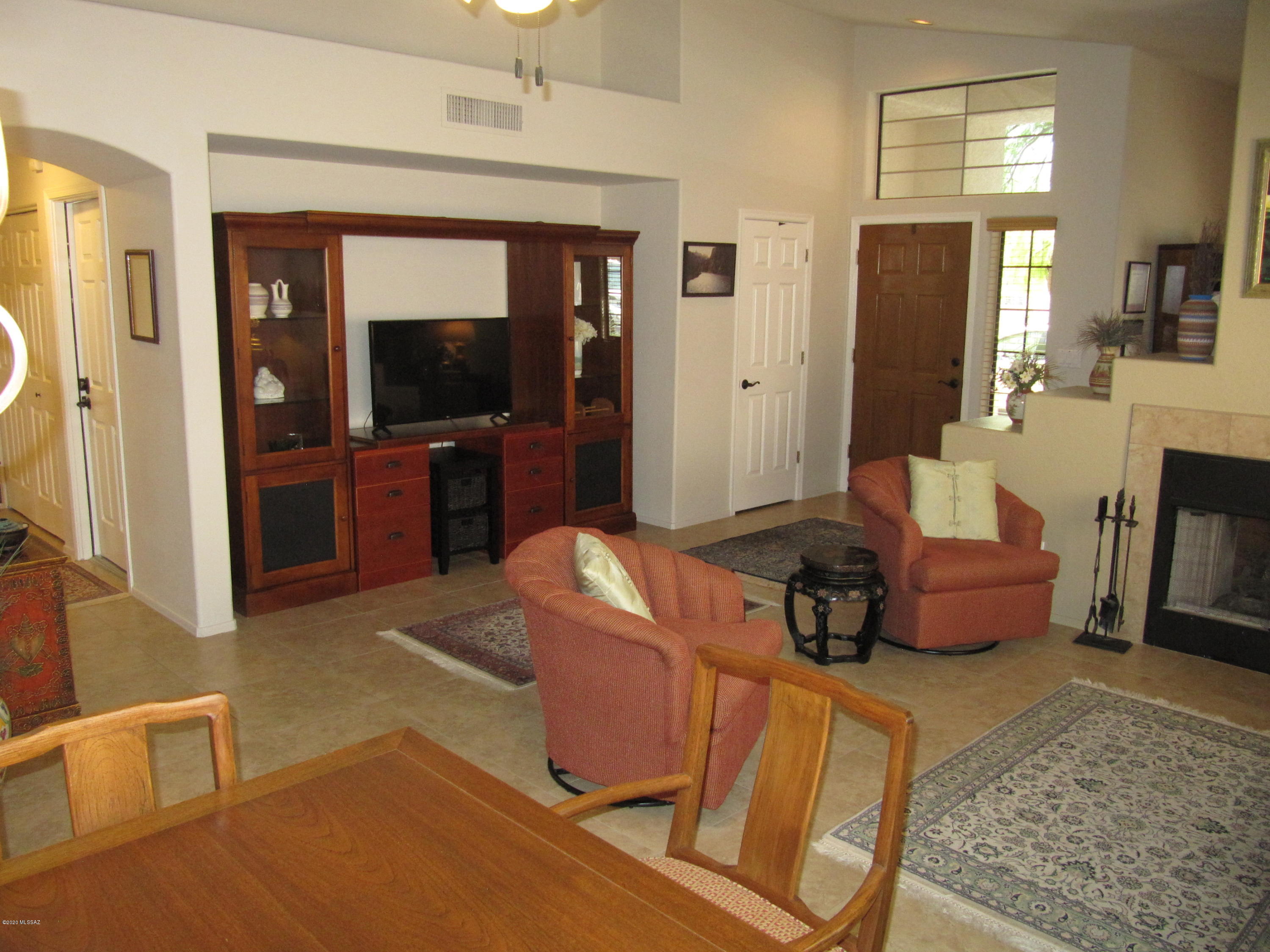 Esperero Vista (1-36) - Residential