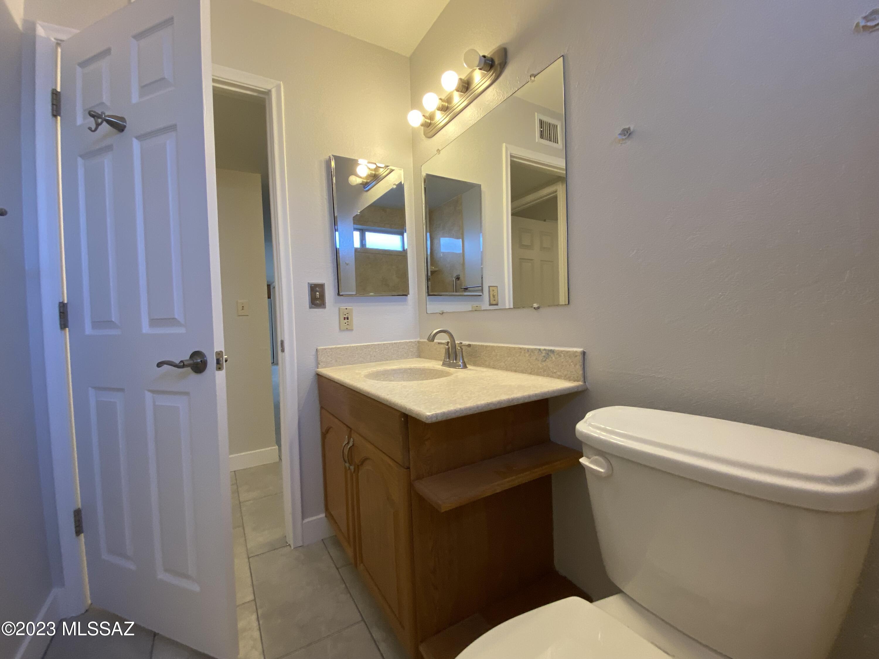 Sutton Place (1-120) - Residential Lease