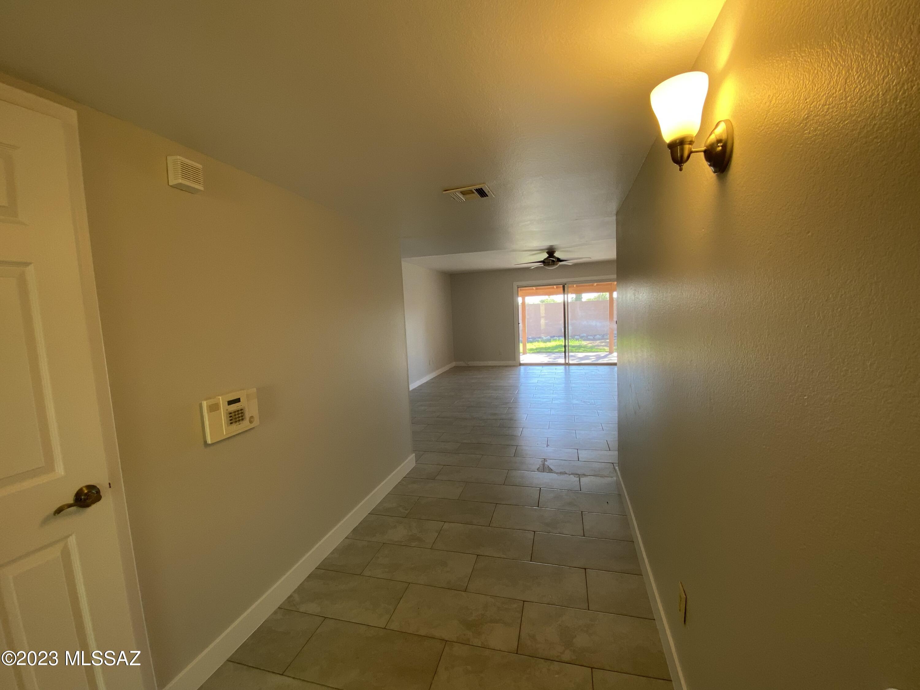 Sutton Place (1-120) - Residential Lease