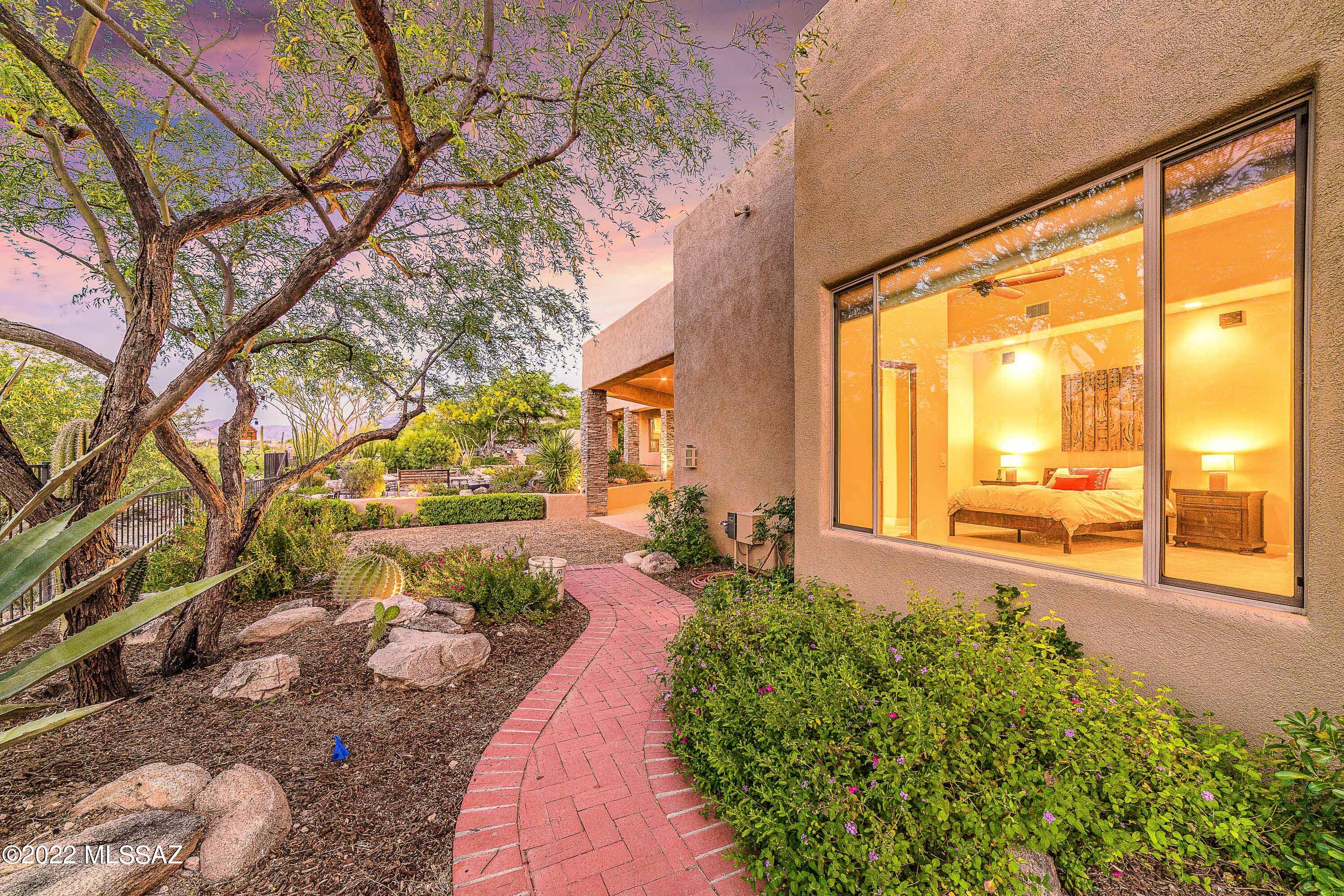Honey Bee Canyon Estates - Residential
