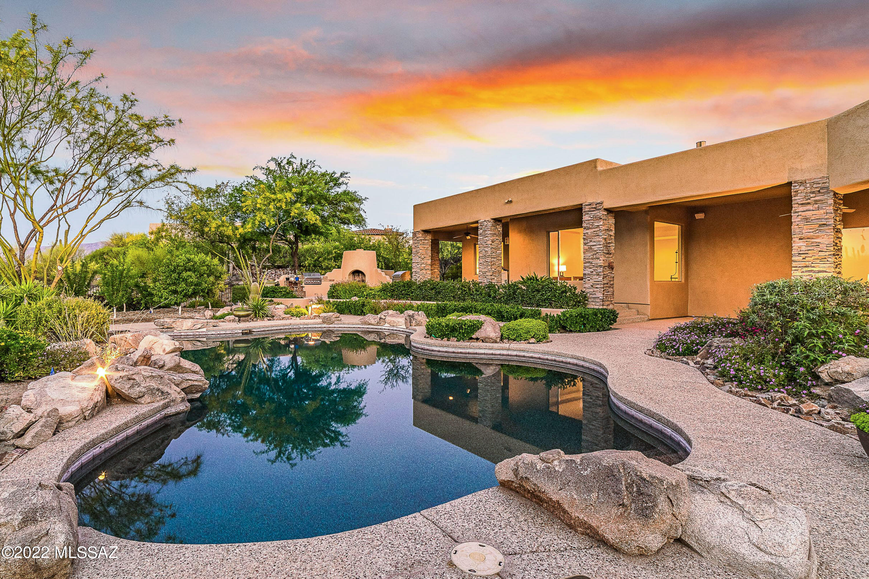 Honey Bee Canyon Estates - Residential