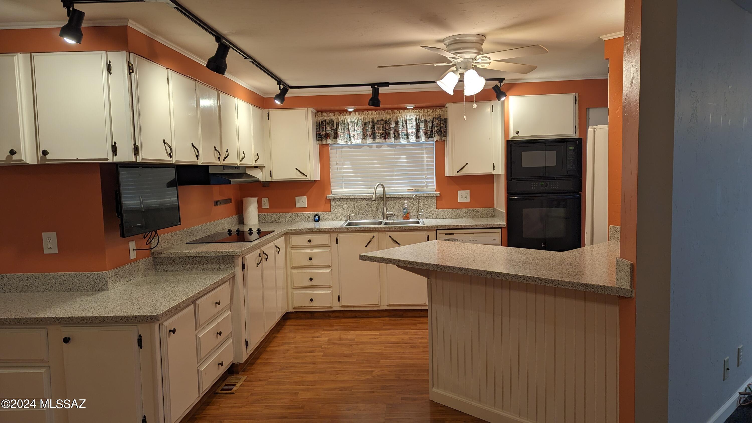 Green Valley Mobile Estates (438-568) - Residential