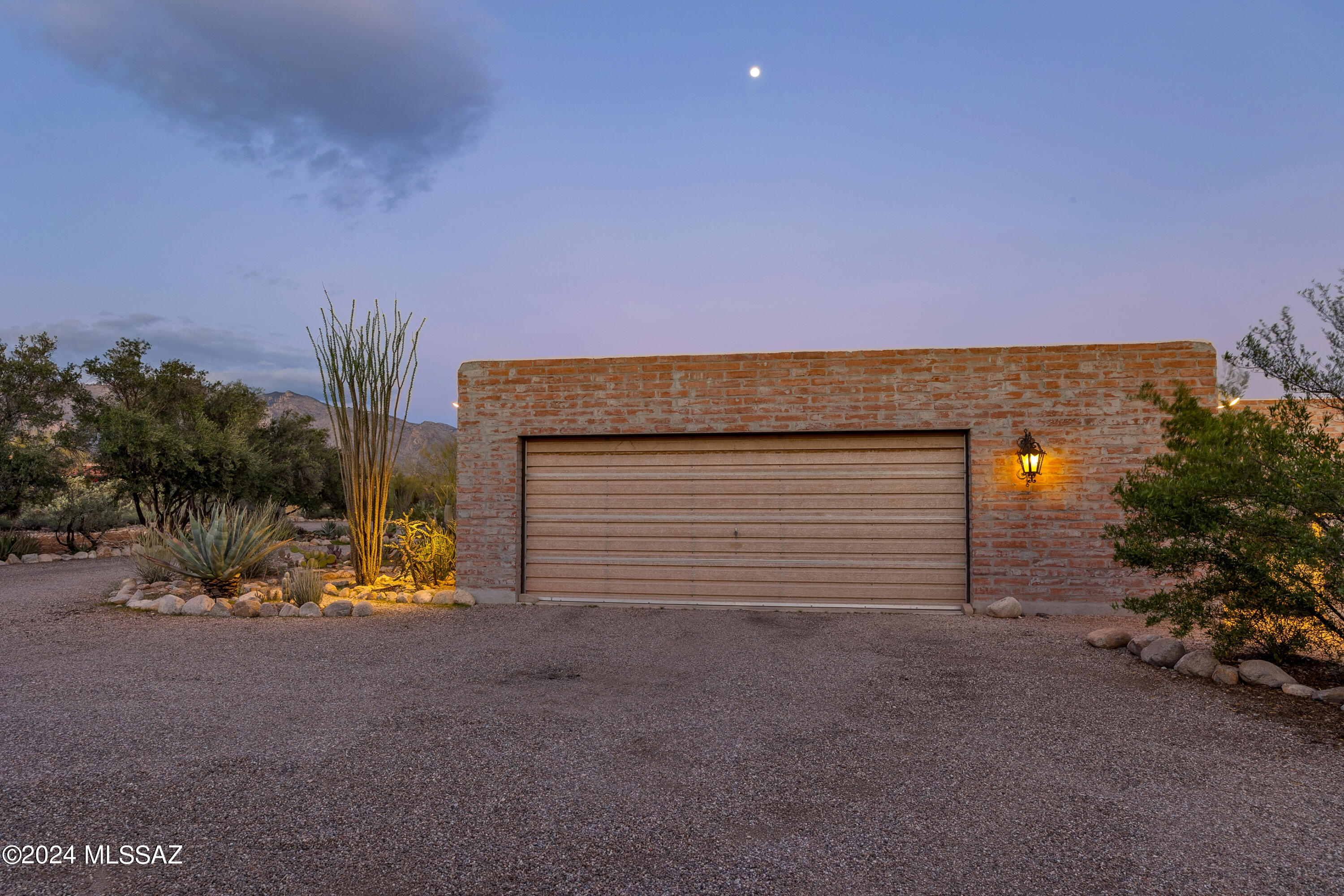Catalina Foothills Estates NO. 7 - Residential
