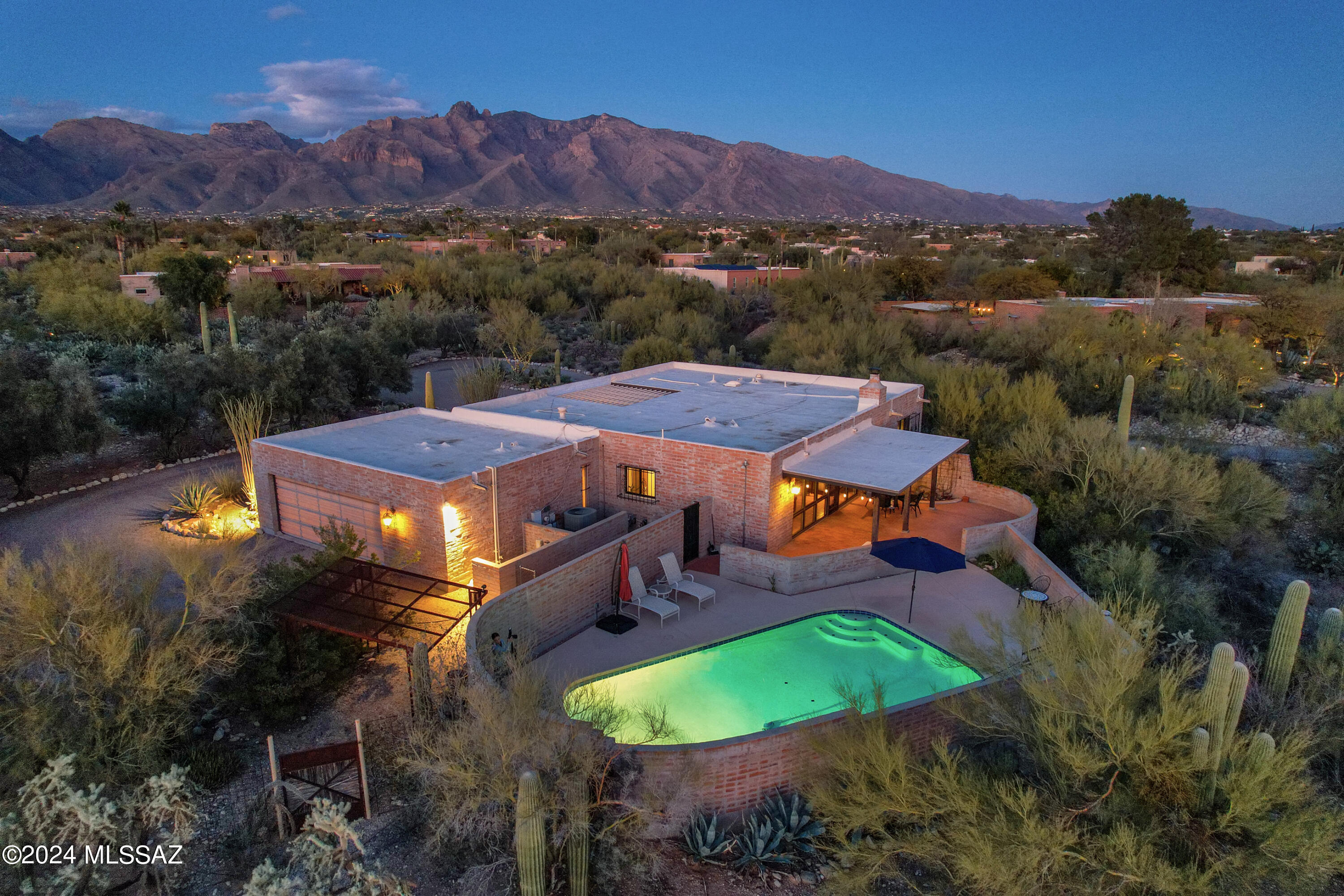 Catalina Foothills Estates NO. 7 - Residential