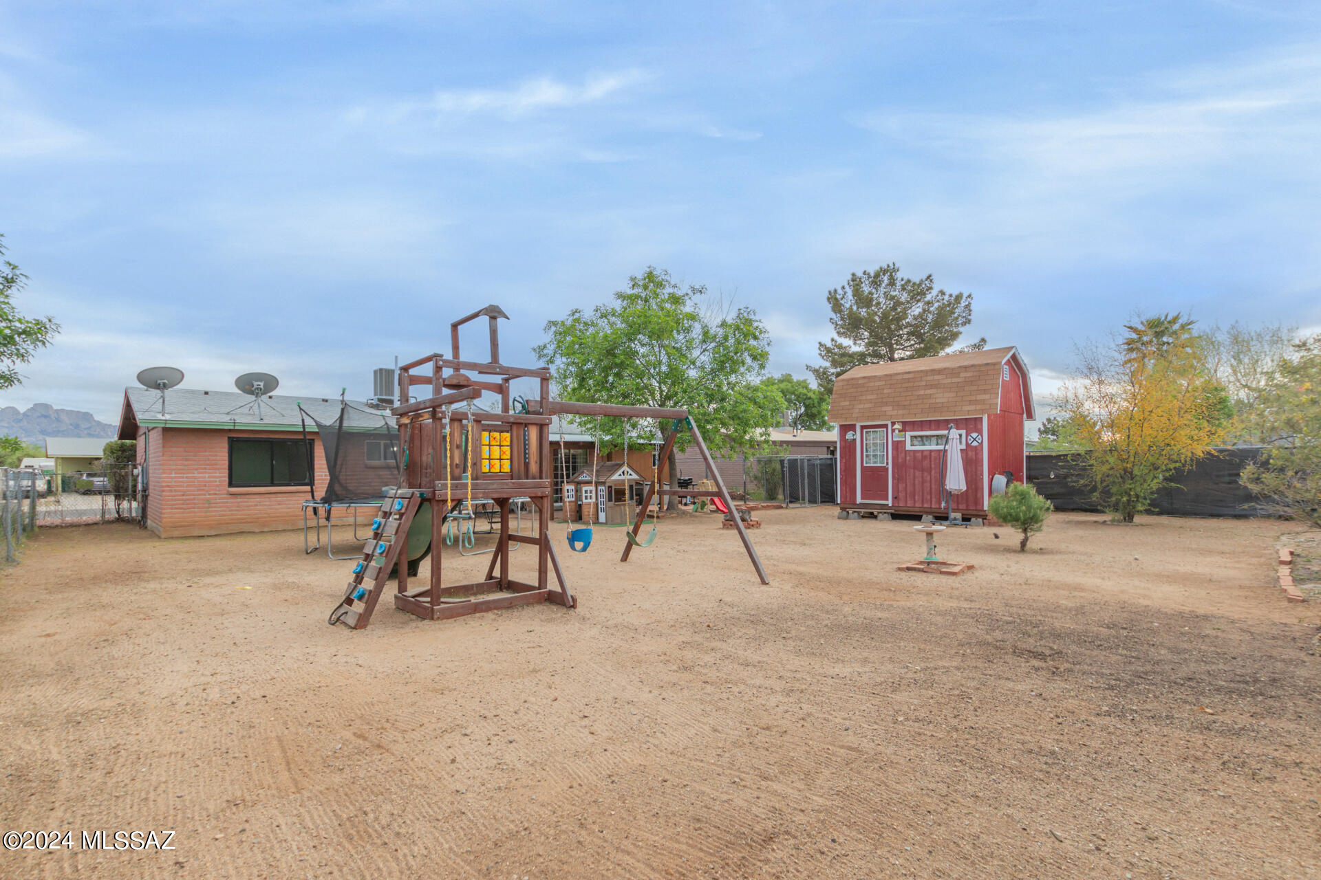 Twin Lakes (194-231) - Residential
