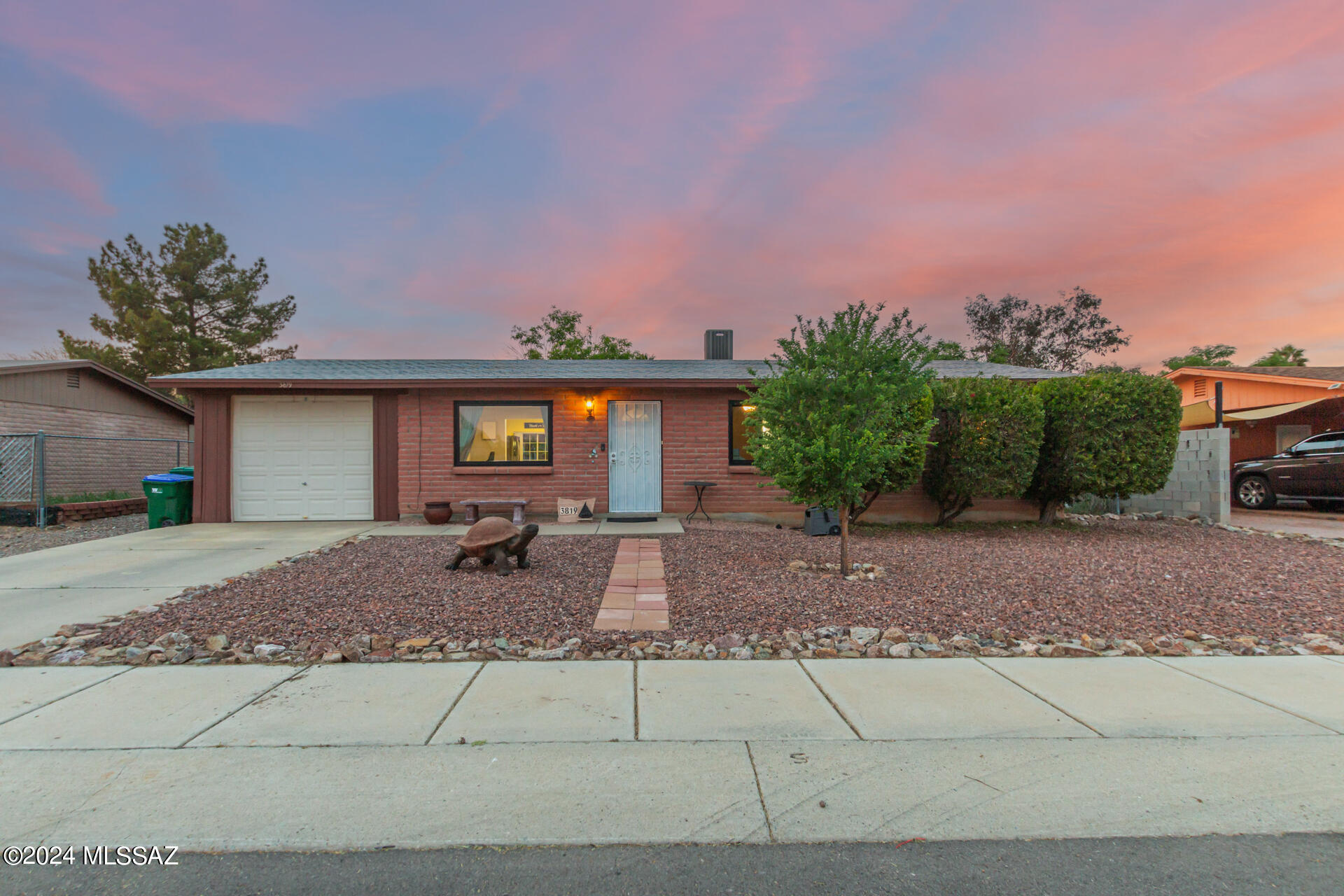 Twin Lakes (194-231) - Residential