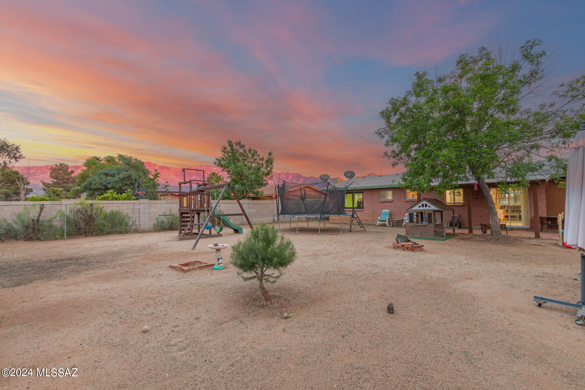 Twin Lakes (194-231) - Residential